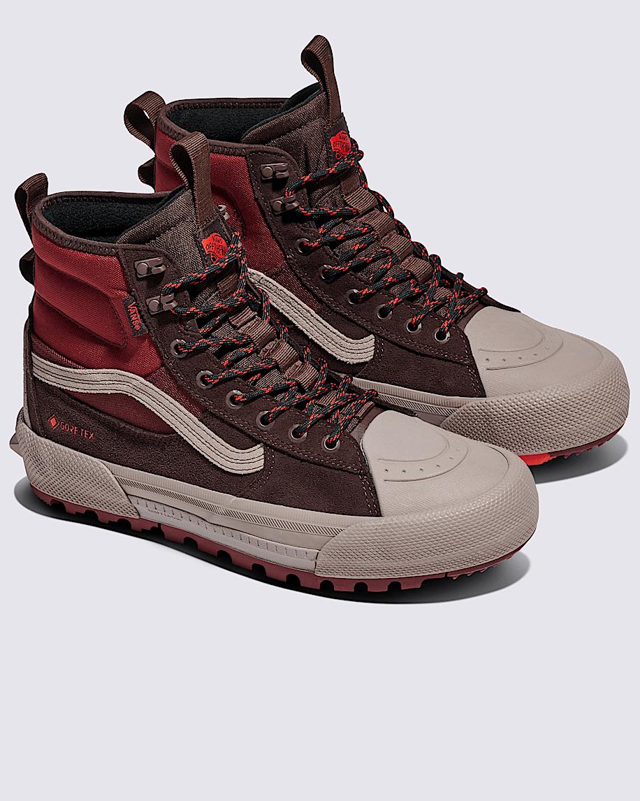 Sk8-Hi GORE-TEX Insulated Shoe in Bitter Chocolate Brown| Vans US Product Image