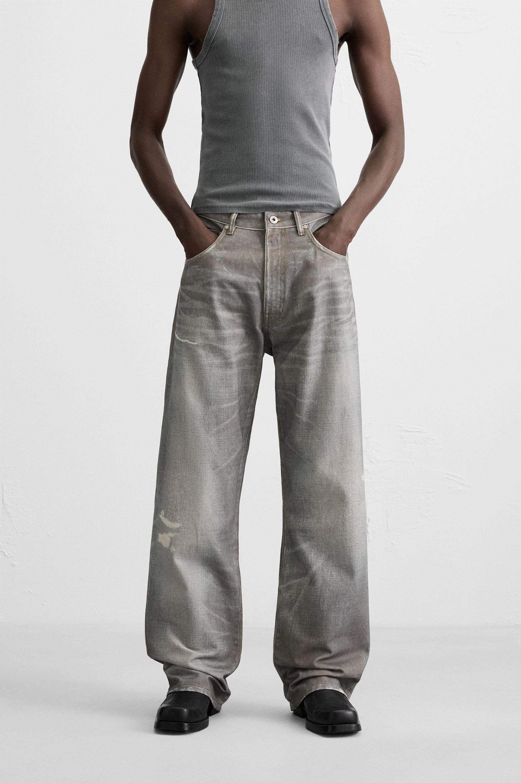 PRINTED BAGGY FIT JEANS Product Image