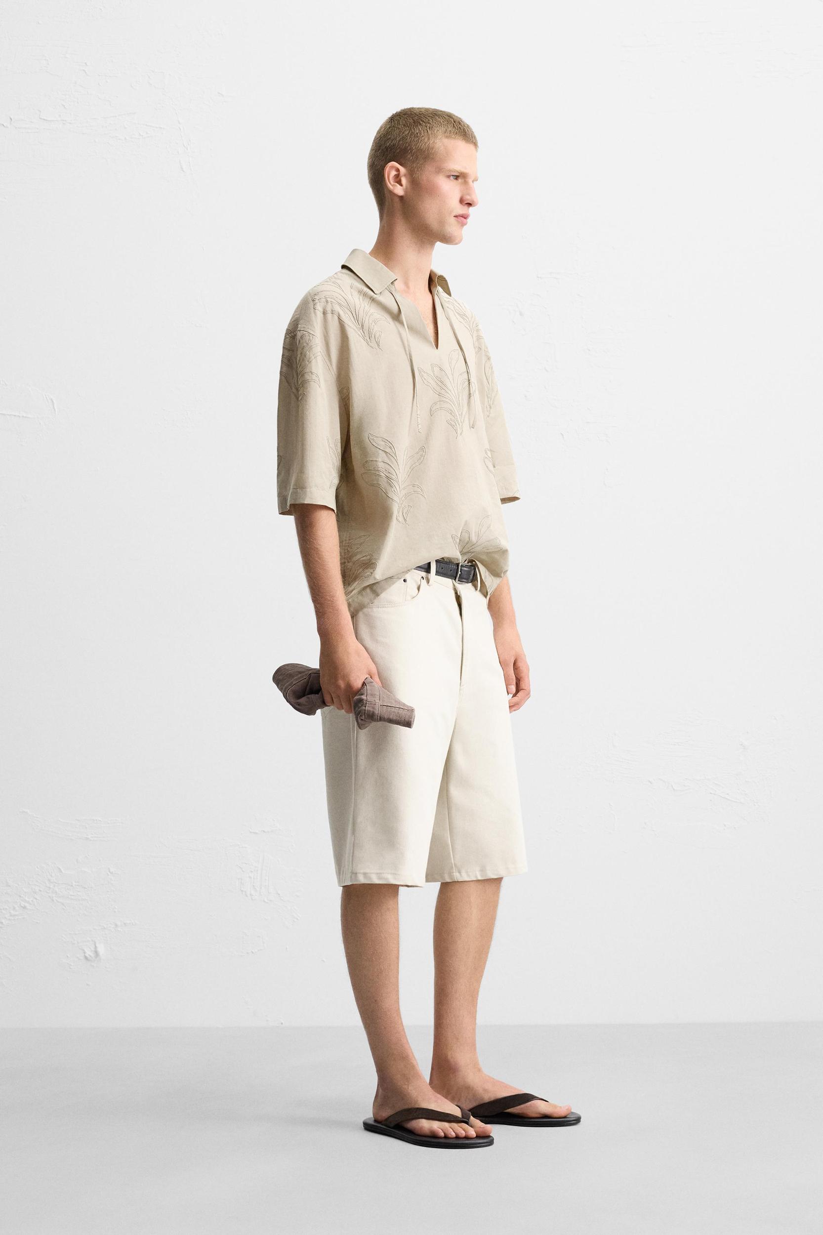 LEAF EMBROIDERED SHIRT Product Image