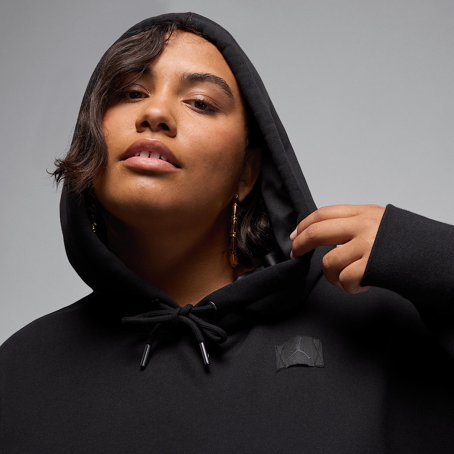 Womens Jordan Flight Fleece Satin-Lined Pullover Hoodie (Plus Size) | FV7052-010 Product Image