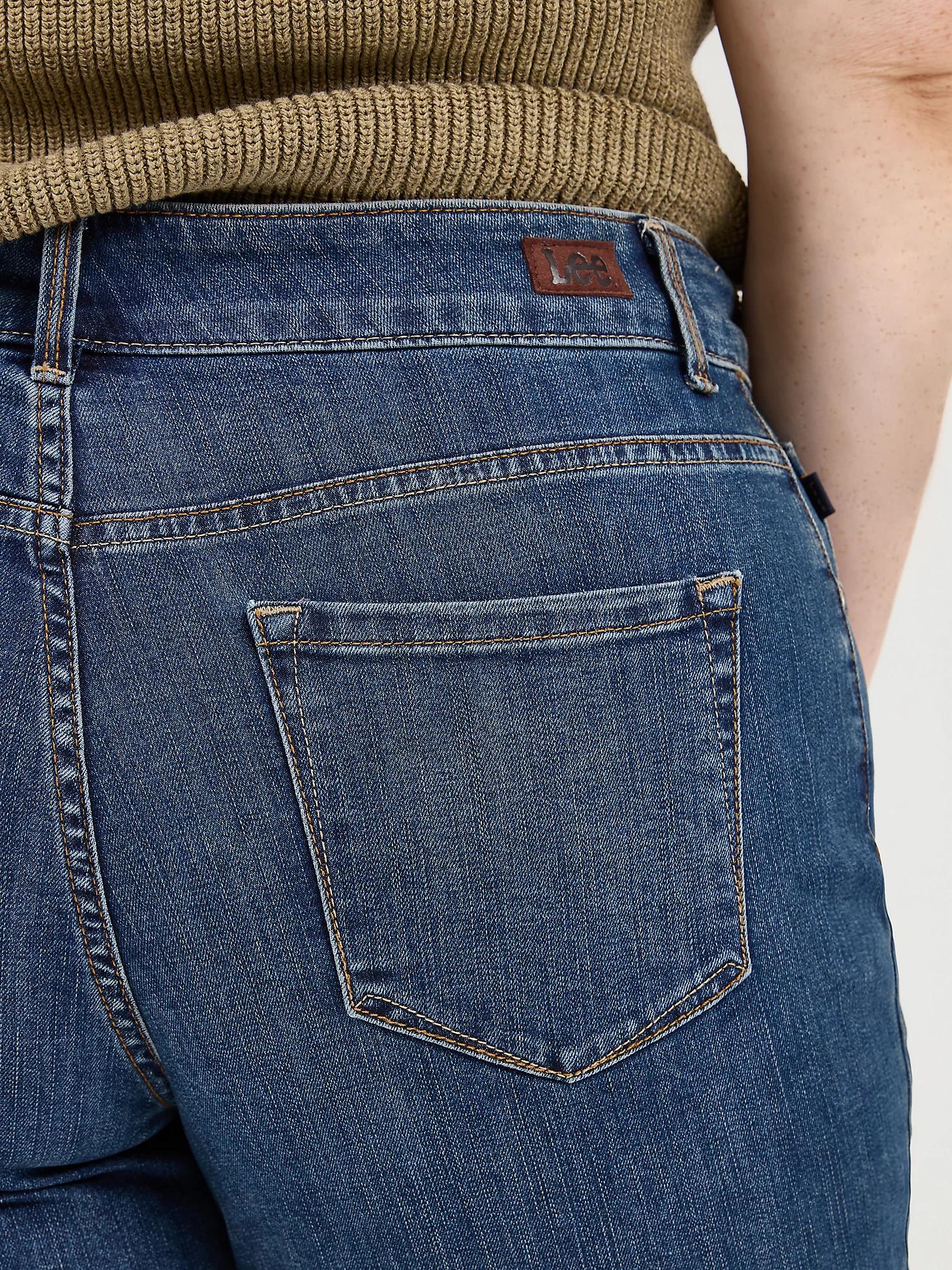 Women's Instantly Slims Relaxed Fit Straight Leg Jean (Plus) | Women's Jeans | Lee® Product Image