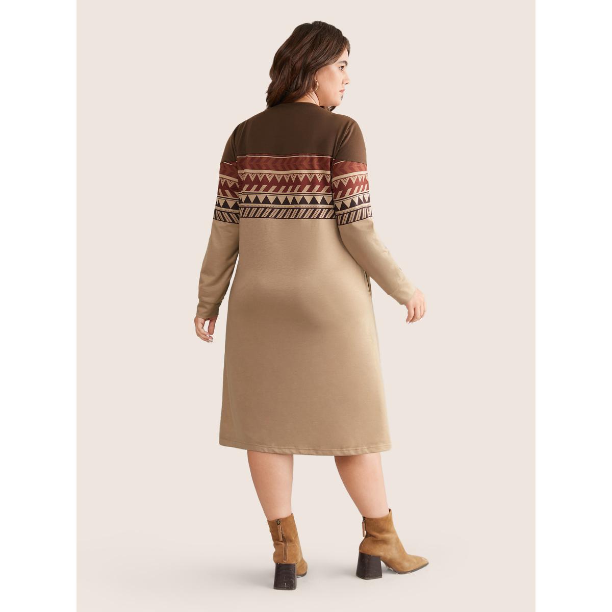 Plus Size Geometric Colorblock Pocket Midi Dress DarkBrown Women Casual Printed Round Neck Long Sleeve Curvy Midi Dress BloomChic 26/4X Product Image