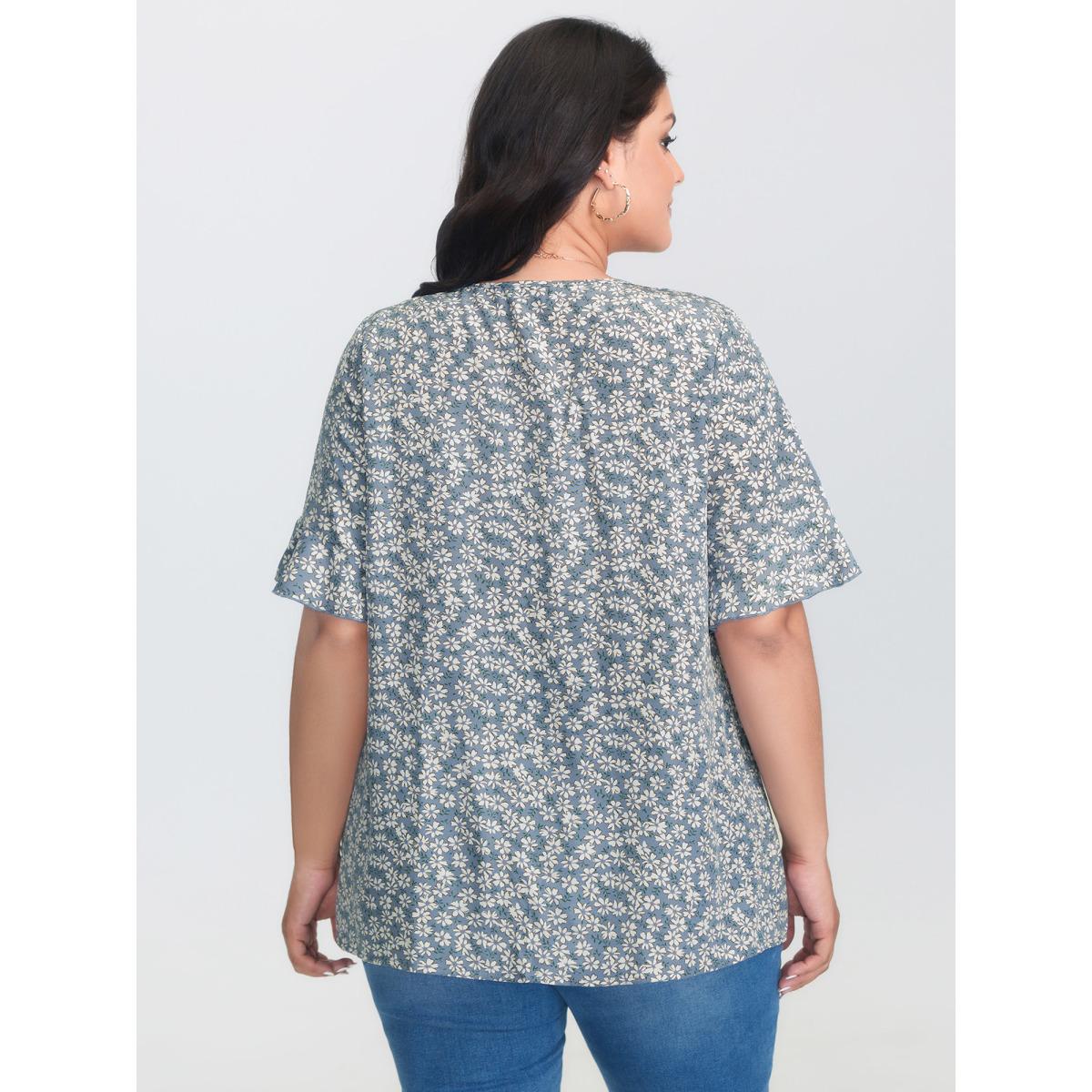 Plus Size LightBlue Ditsy Floral Pleated Flared Sleeve Shirt Women Timeless Half Sleeve V-neck Elegant Blouses BloomChic 18-20/2X Product Image
