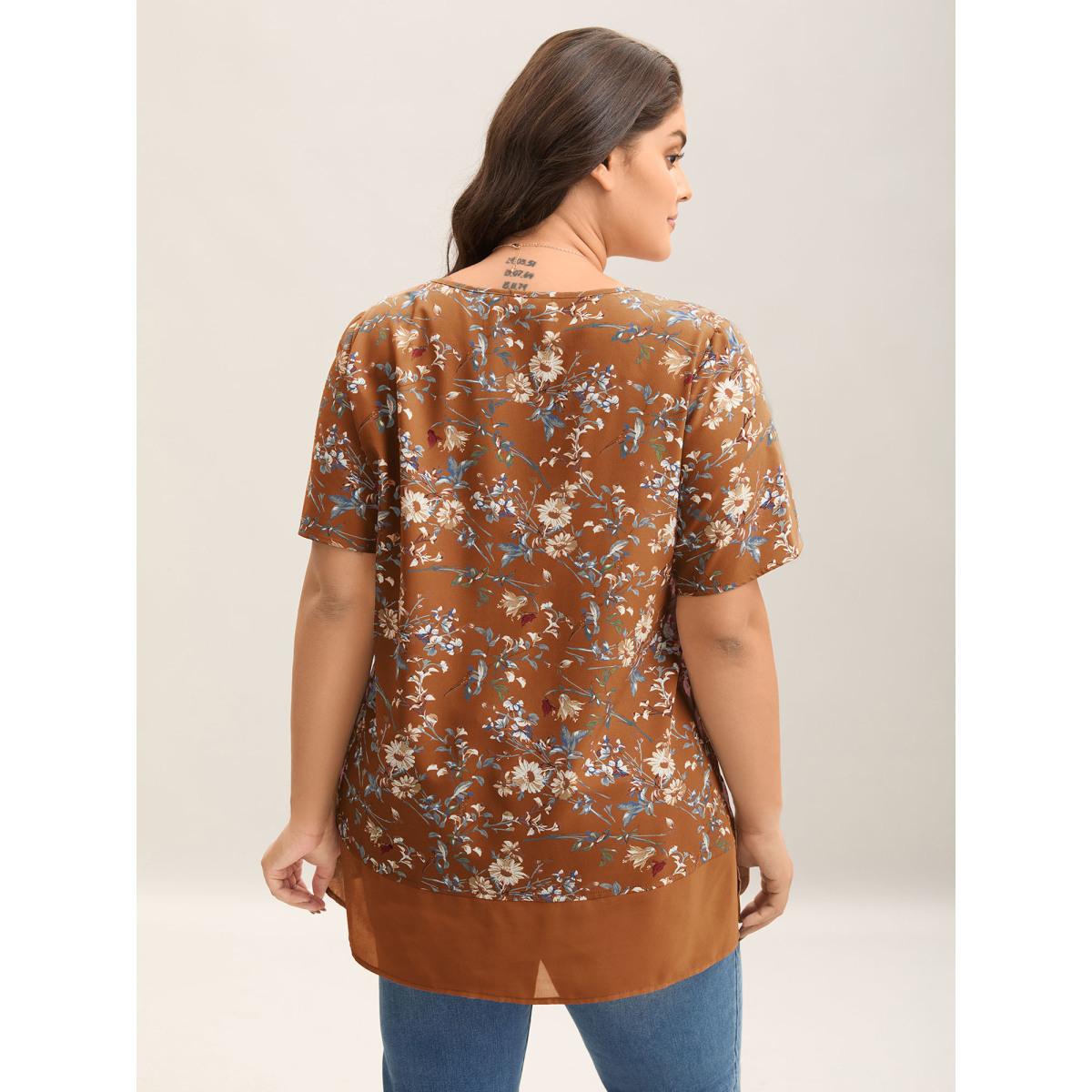 Plus Size Browncoffeecolor Garden Print Spliced V-Neck Blouse Women Romantic Short sleeve V-neck Elegant Blouses BloomChic 22-24/3X Product Image