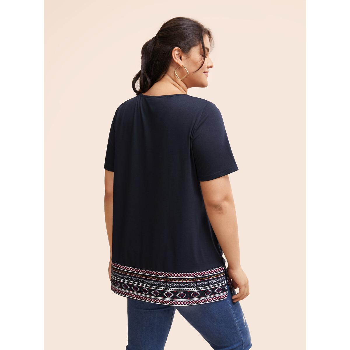 Plus Size Crew Neck Bandana Patchwork Split Hem T-shirt Midnight Women Casual Contrast Art&design Round Neck Everyday T-shirts BloomChic 14-16/1X Product Image