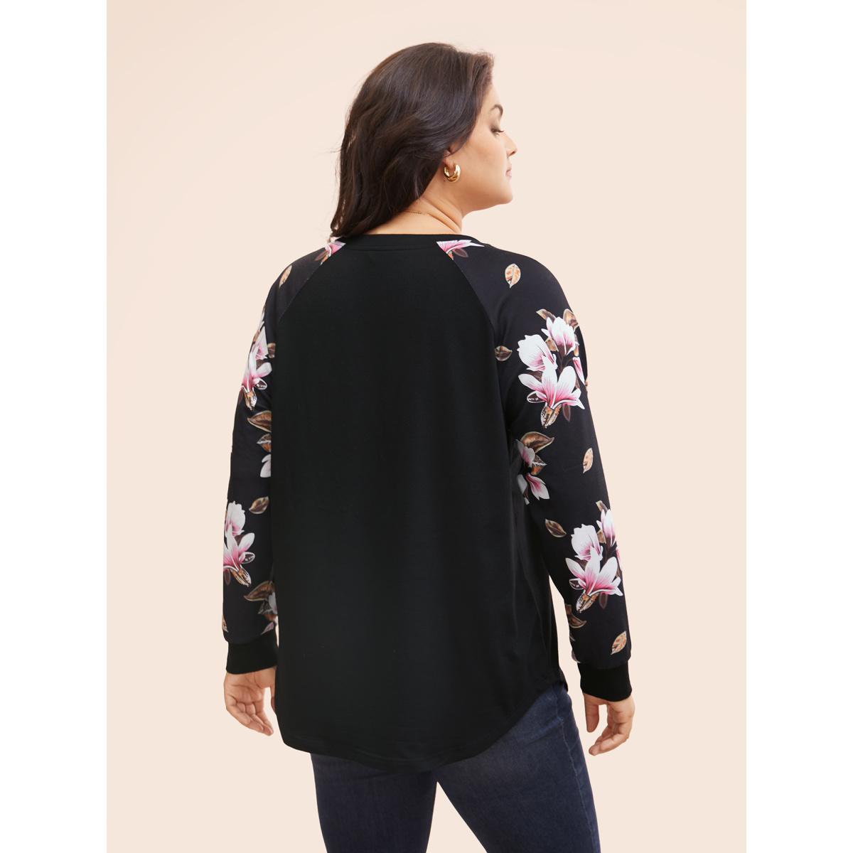 Plus Size Floral Patchwork Crew Neck Raglan Sleeve Sweatshirt Women Black Elegant Elastic cuffs Round Neck Dailywear Sweatshirts BloomChic 28/5X Product Image