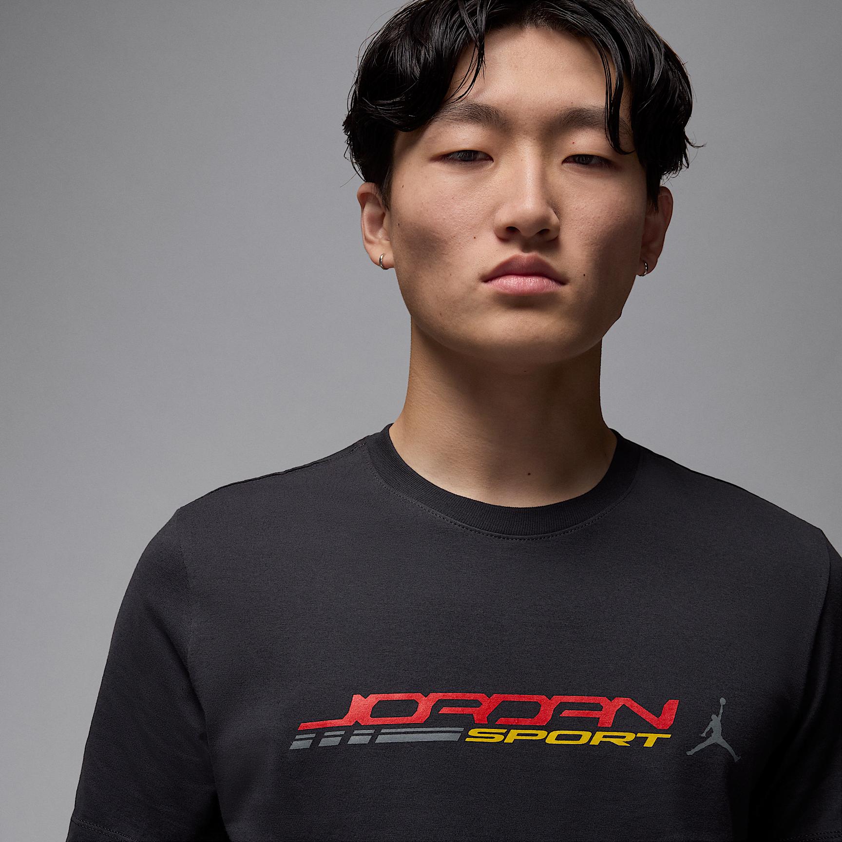 Men's Jordan Crew-Neck T-Shirt Product Image