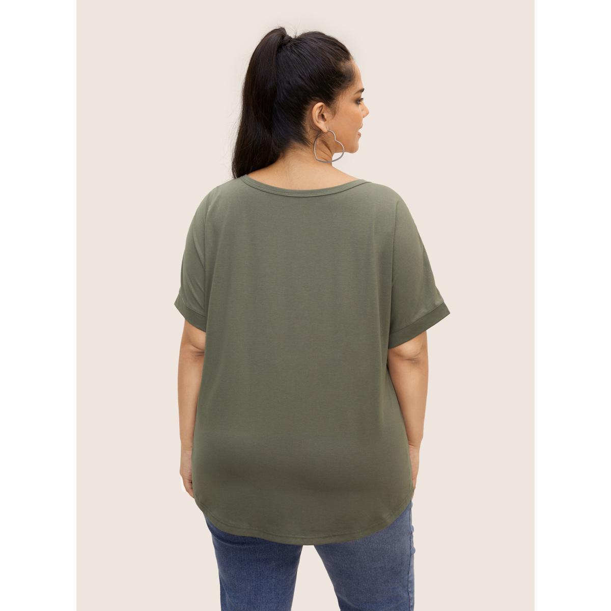 Plus Size Letter Print Dolman Sleeve Curved Hem T-shirt ArmyGreen Women Casual Contrast Round Neck Everyday T-shirts BloomChic 14-16/1X Product Image