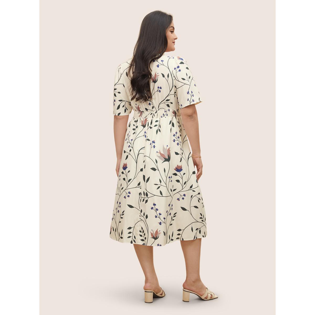 Plus Size Plants Print Elastic Waist Gathered Wrap Dress WhiteSmoke Women Elegant Non Overlap Collar Short sleeve Curvy Midi Dress BloomChic 18-20/2X Product Image