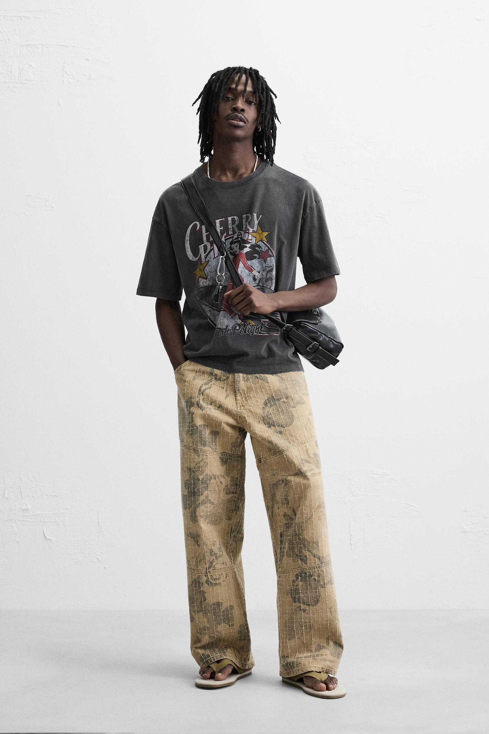 WASHED PRINTED T-SHIRT Product Image