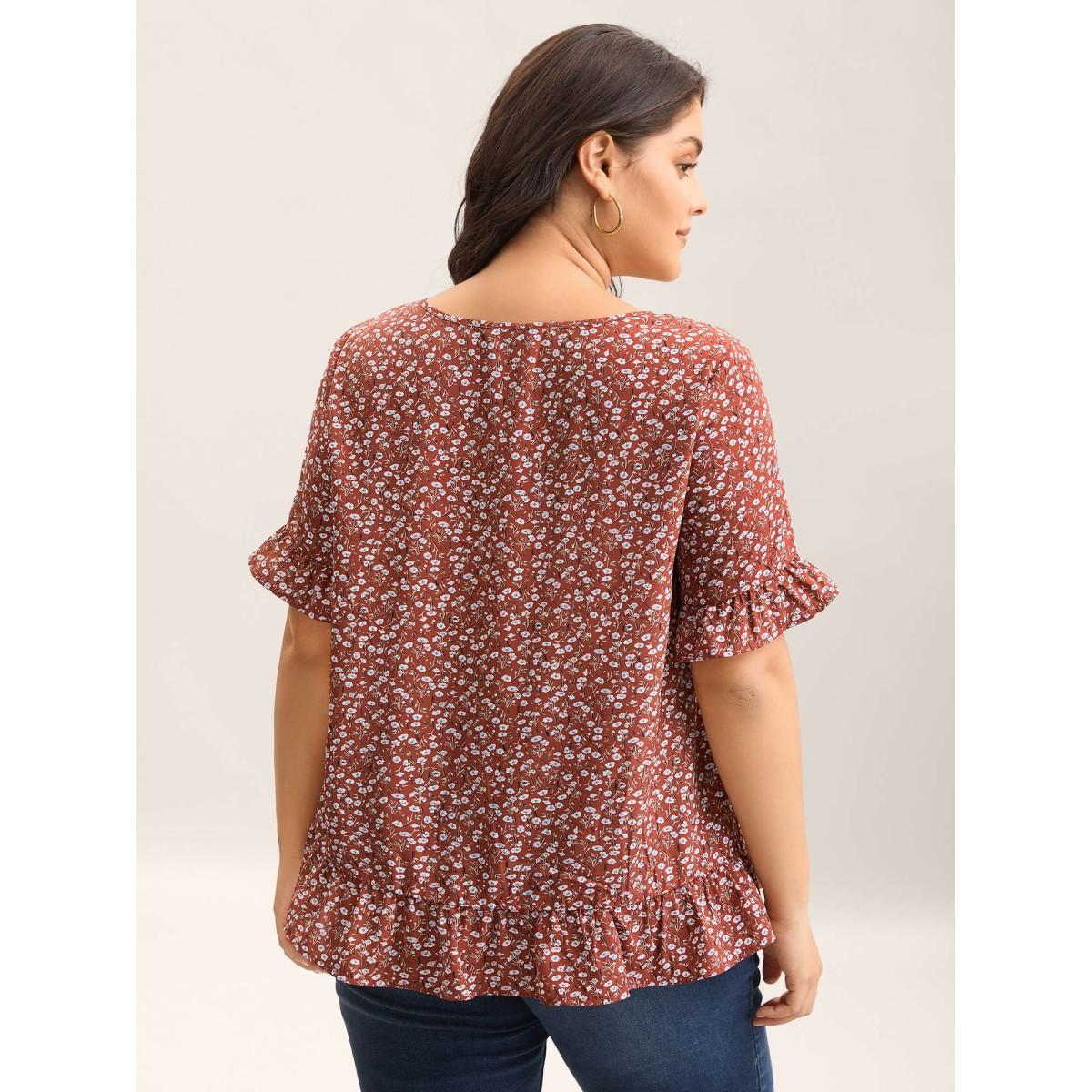 Plus Size Rust Ditsy Floral Print Ruffled Hem Blouse Women Half Sleeve Square Neck Everyday-Elegant Blouses BloomChic 22-24/3X Product Image