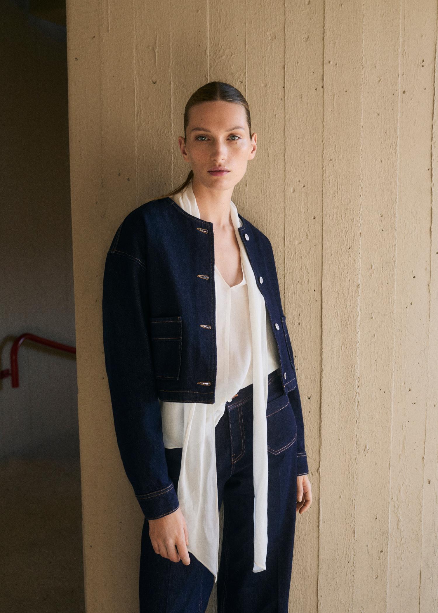 Rinse-wash denim jacket - Women | MANGO USA Product Image