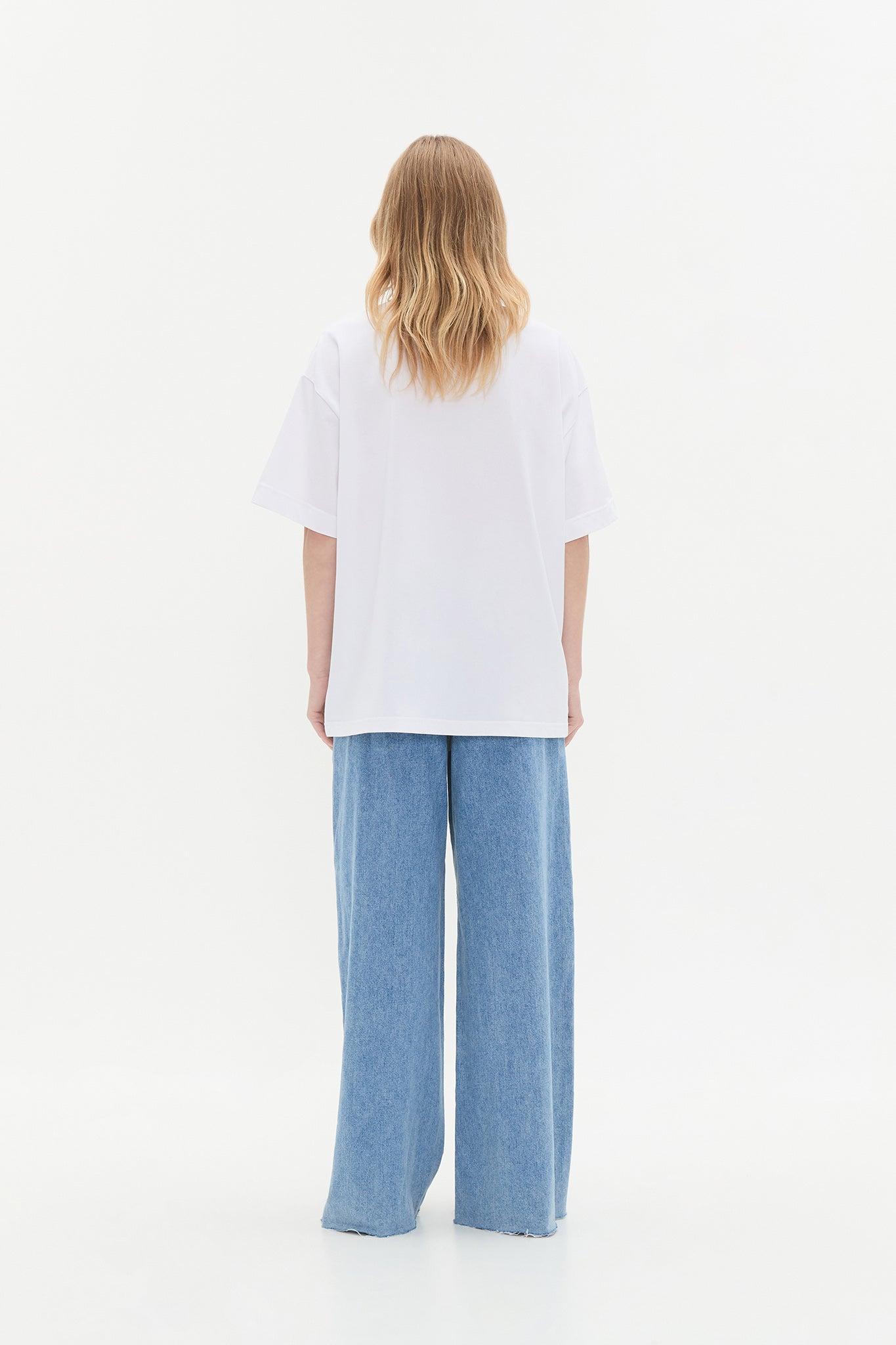 Alani Tee Product Image