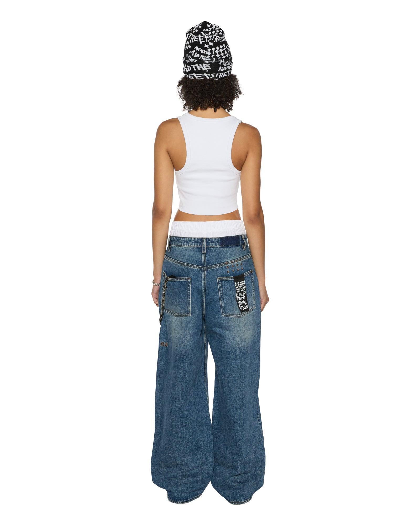 STACKED ORIGIN CROP WHITE Female Product Image