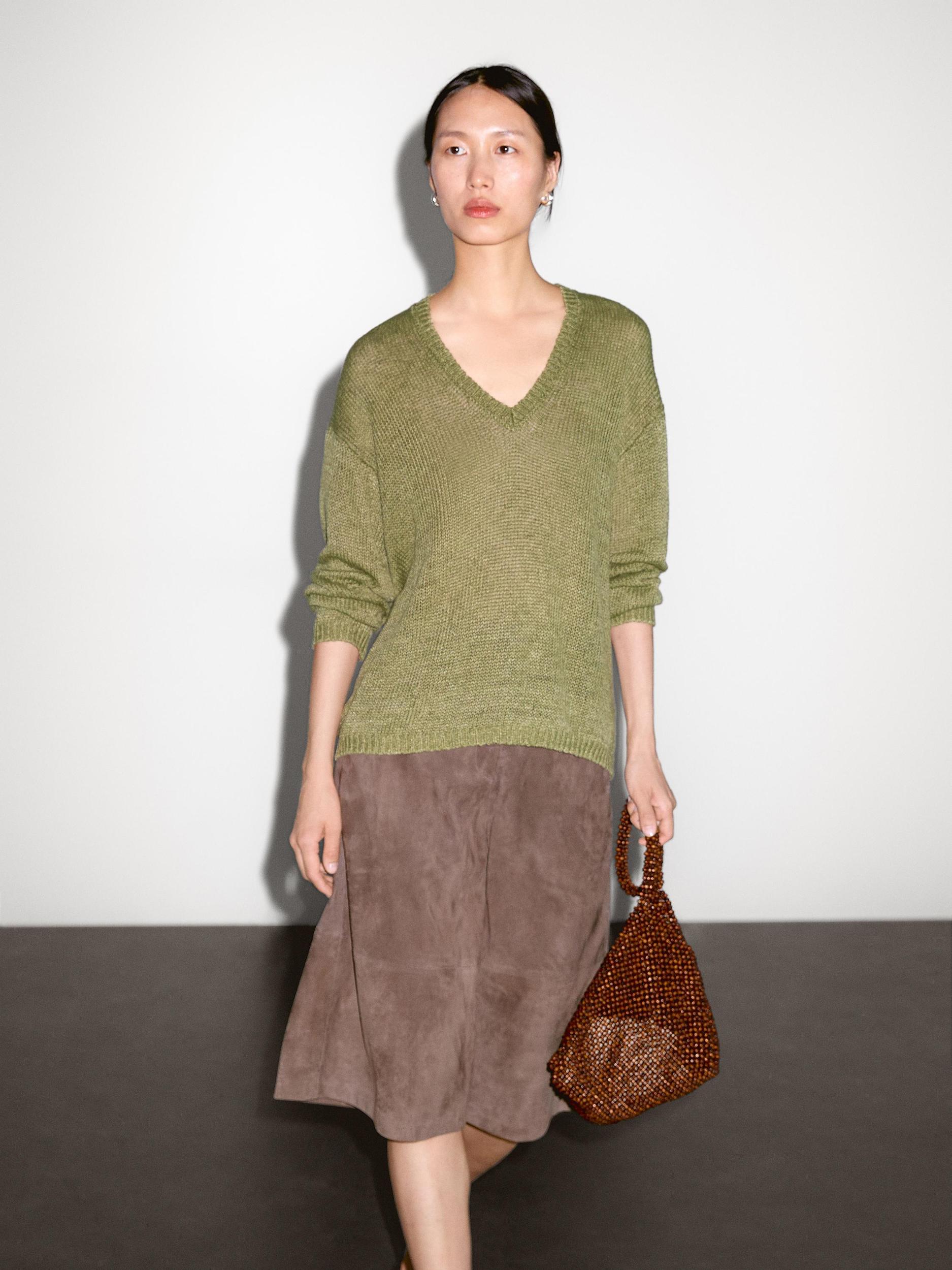 100% linen cutwork sweater Product Image