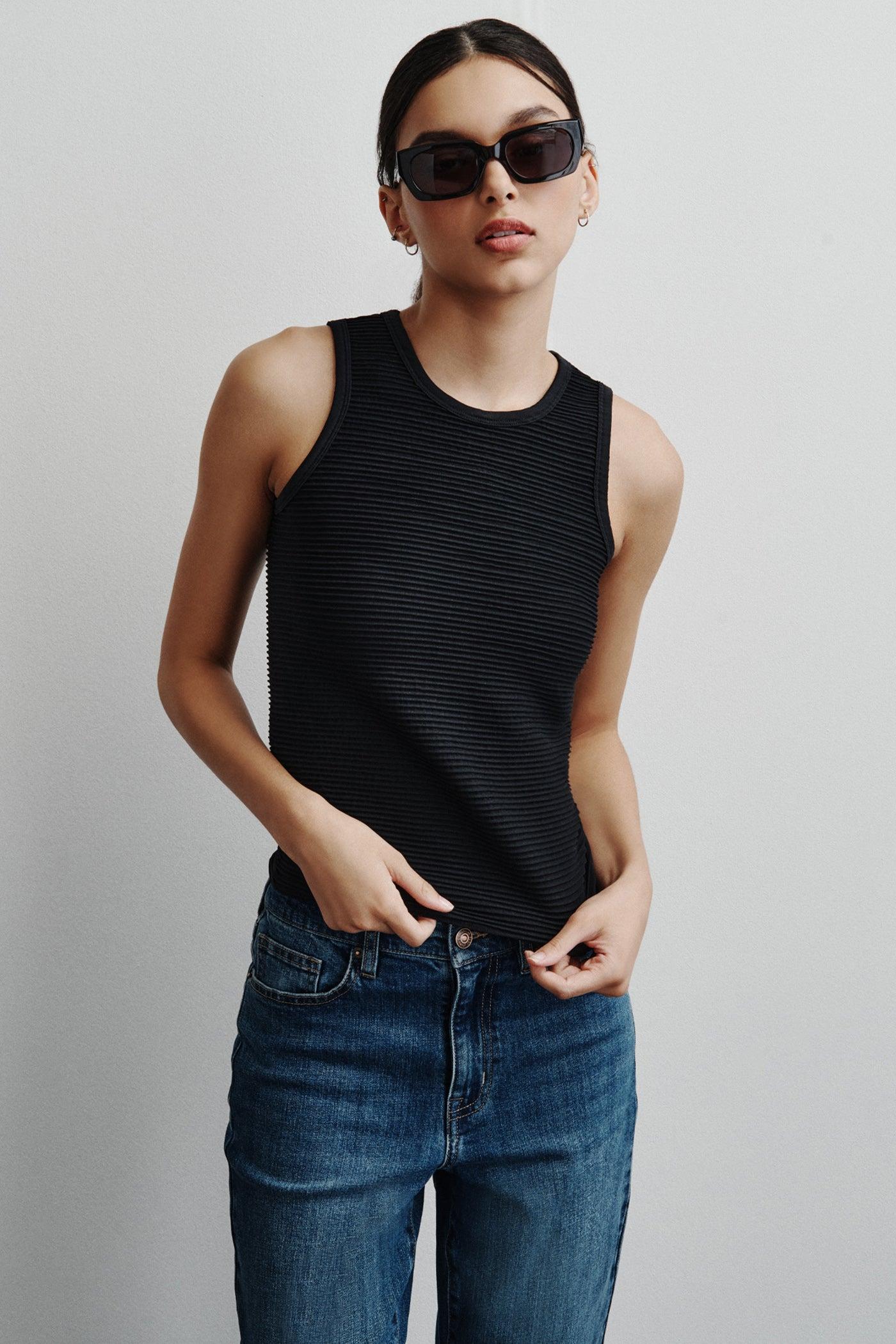 SEAMLESS TOP Product Image