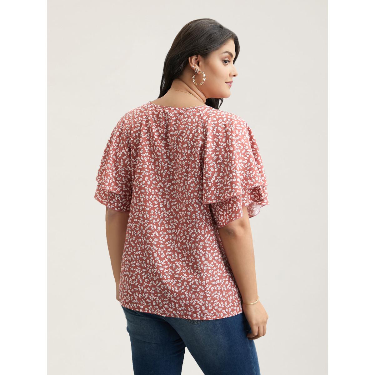 Plus Size Rouge Ditsy Floral Print Tiered Lotus Leaf Sleeve Shirt Women Timeless Short sleeve Round Neck Elegant Blouses BloomChic 12/L Product Image