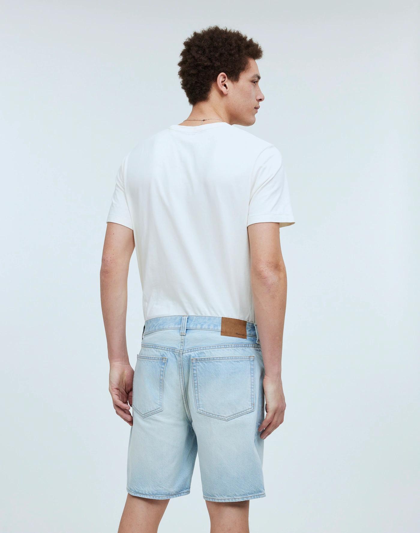 8" Denim Shorts in Lacewood Wash Product Image