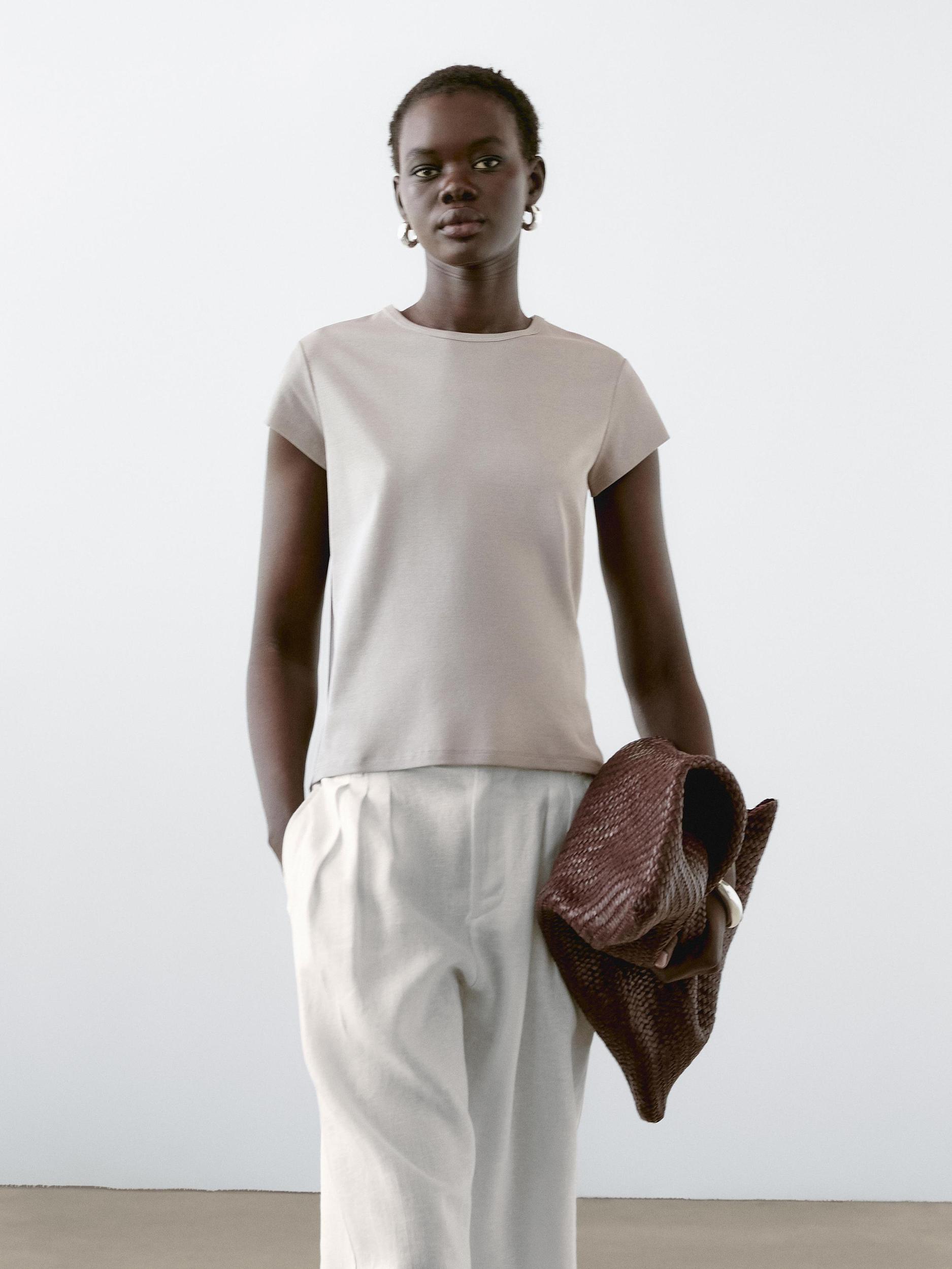 100% cotton short sleeve T-shirt Product Image