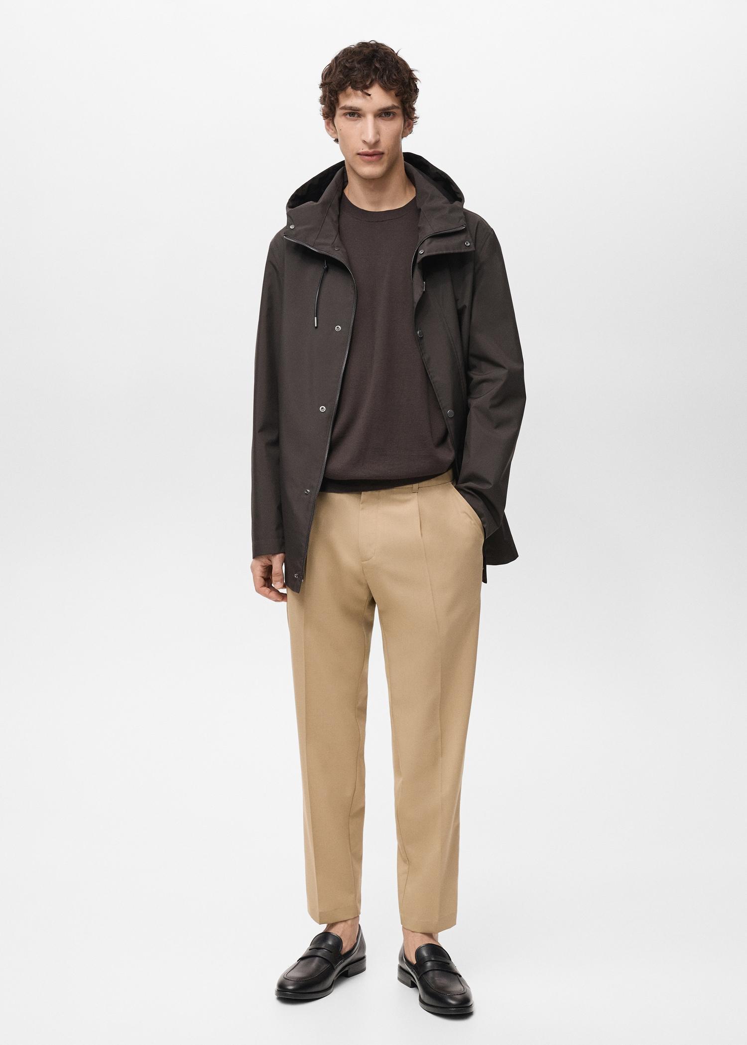 Slim-fit pleated cool wool pants - Men | MANGO USA Product Image