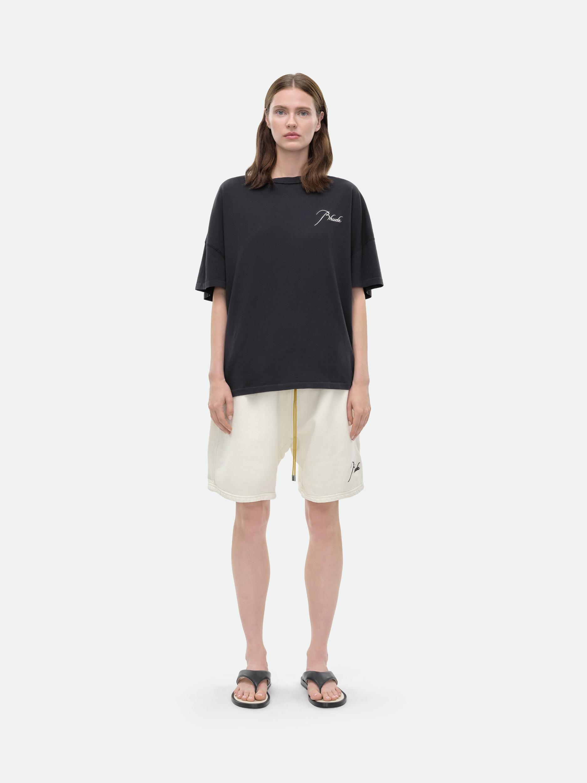 REVERSE TEE Female Product Image