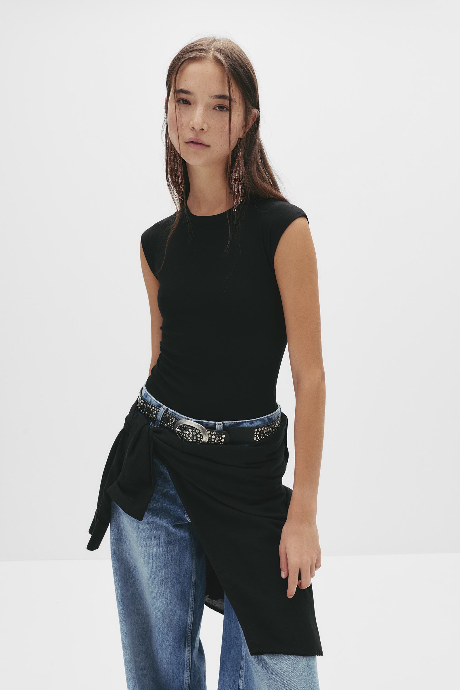 Short sleeve bodysuit Product Image