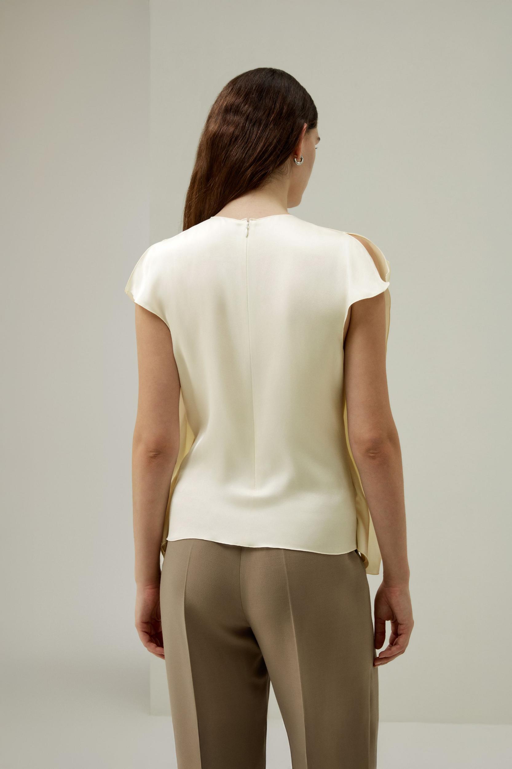 Elegant Silk Sleeveless Crewneck Top Product Image