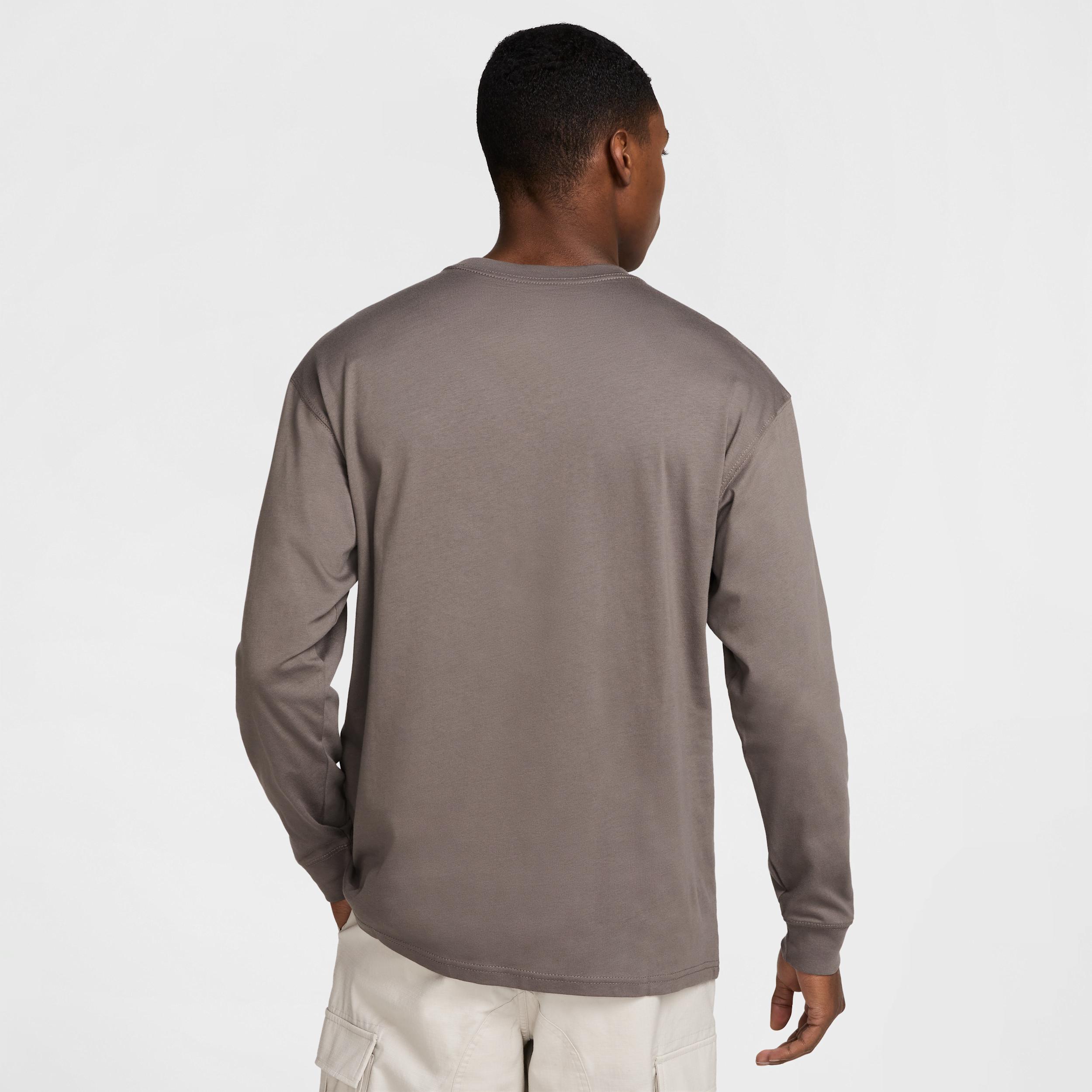 Men's Nike SB Long-Sleeved Max90 Skate T-Shirt Product Image