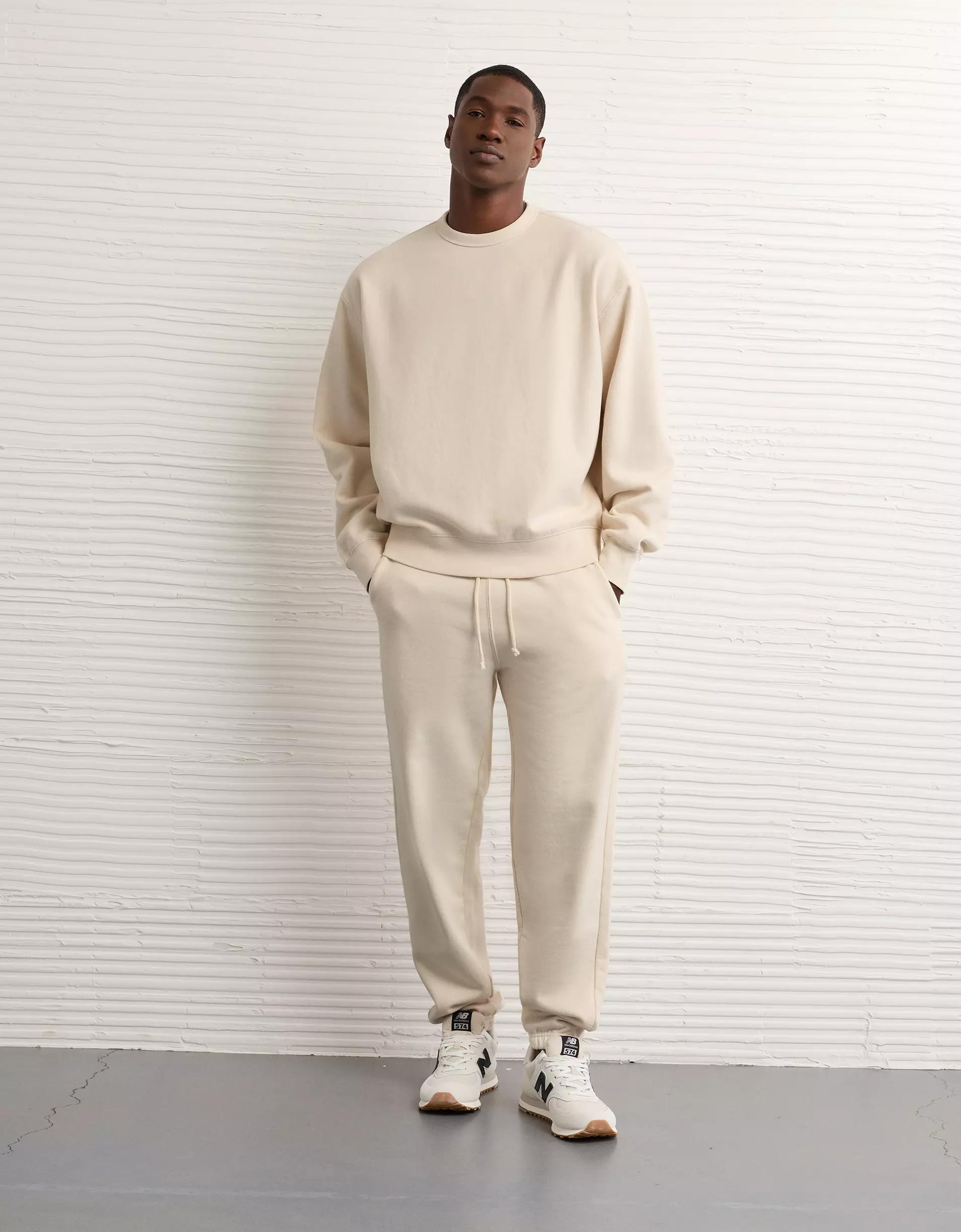 AE Laidback Luxe Heavyweight Sweatshirt Product Image