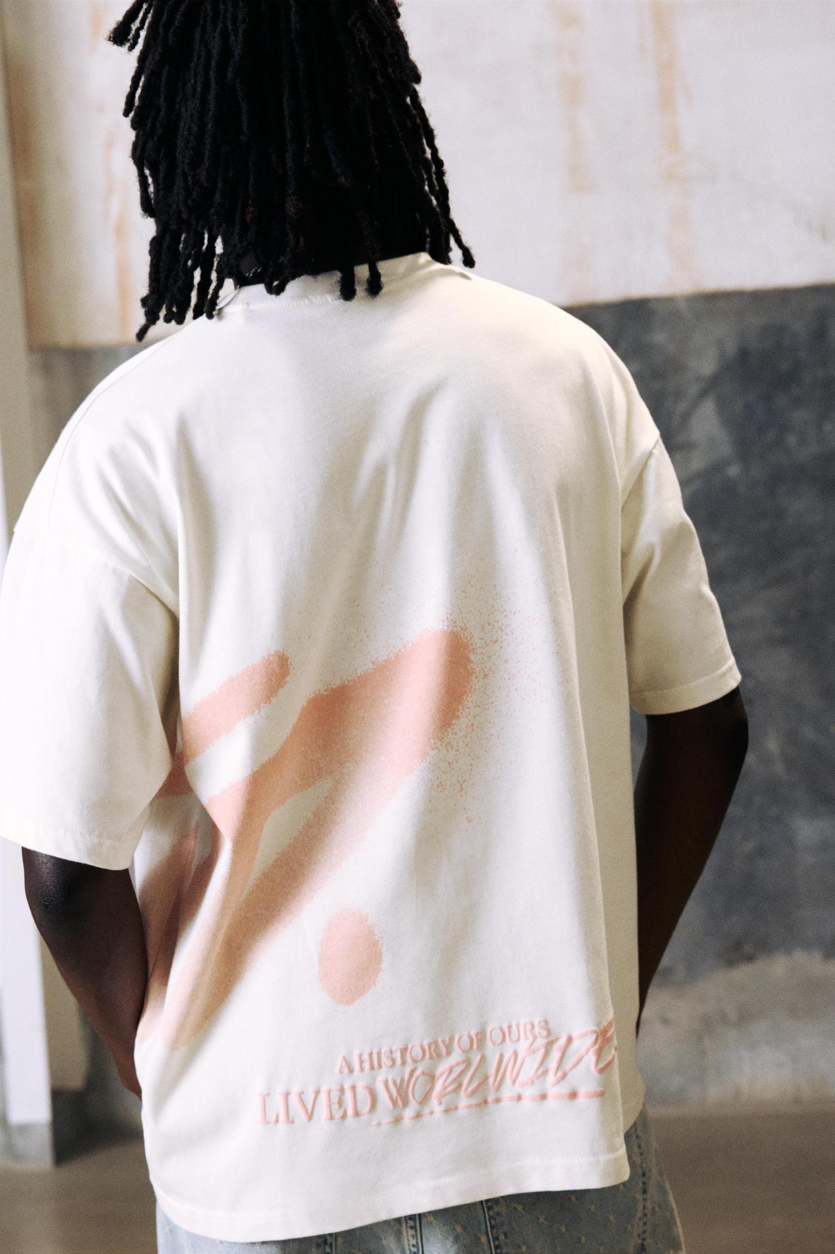 Short sleeve T-shirt with an STWD graphic Product Image