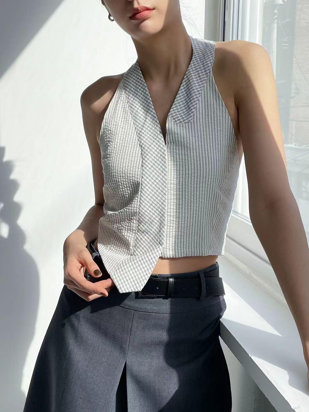 Daphne Top Product Image