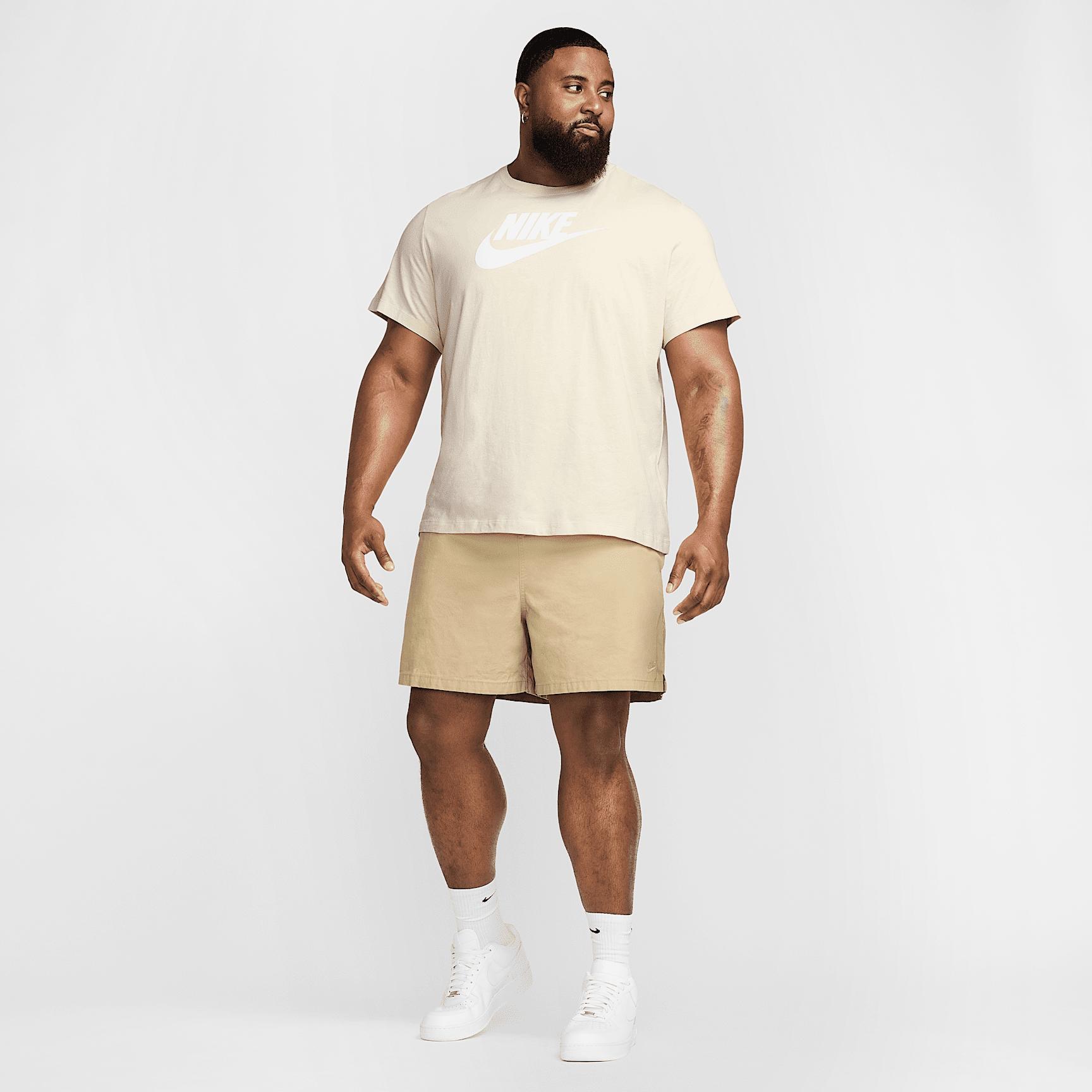 Nike Sportswear Men's T-Shirt Product Image