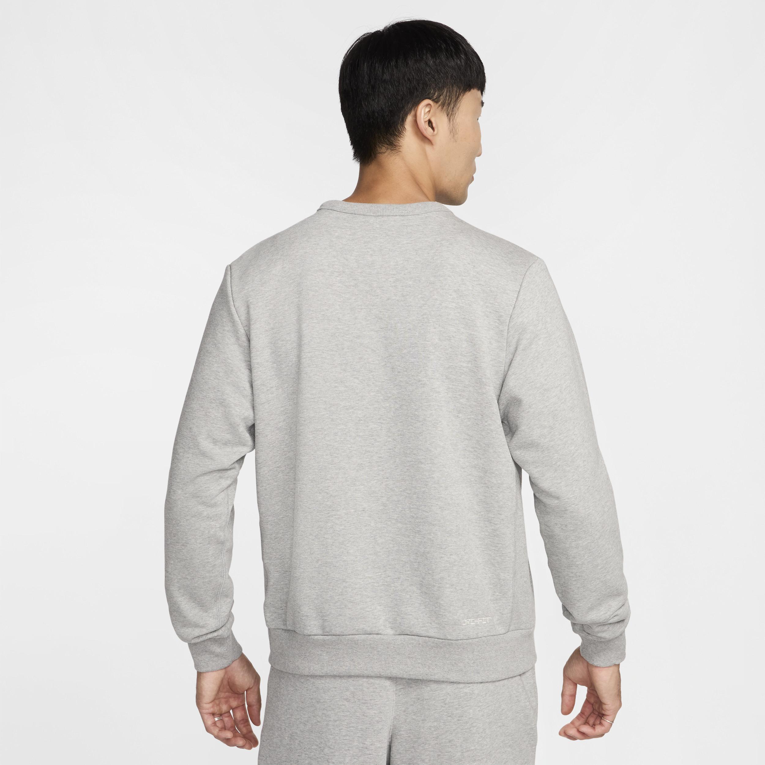 Nike Standard Issue Men's Dri-FIT Basketball Crew-Neck Sweatshirt Product Image