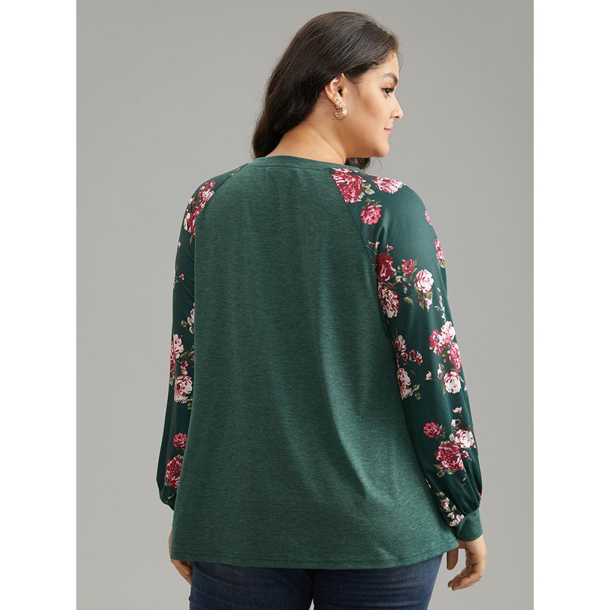 Plus Size Floral Patchwork Crew Neck Raglan Sleeve T-shirt DarkGreen Women Leisure Printed Floral Round Neck Casual T-shirts BloomChic 10/M Product Image