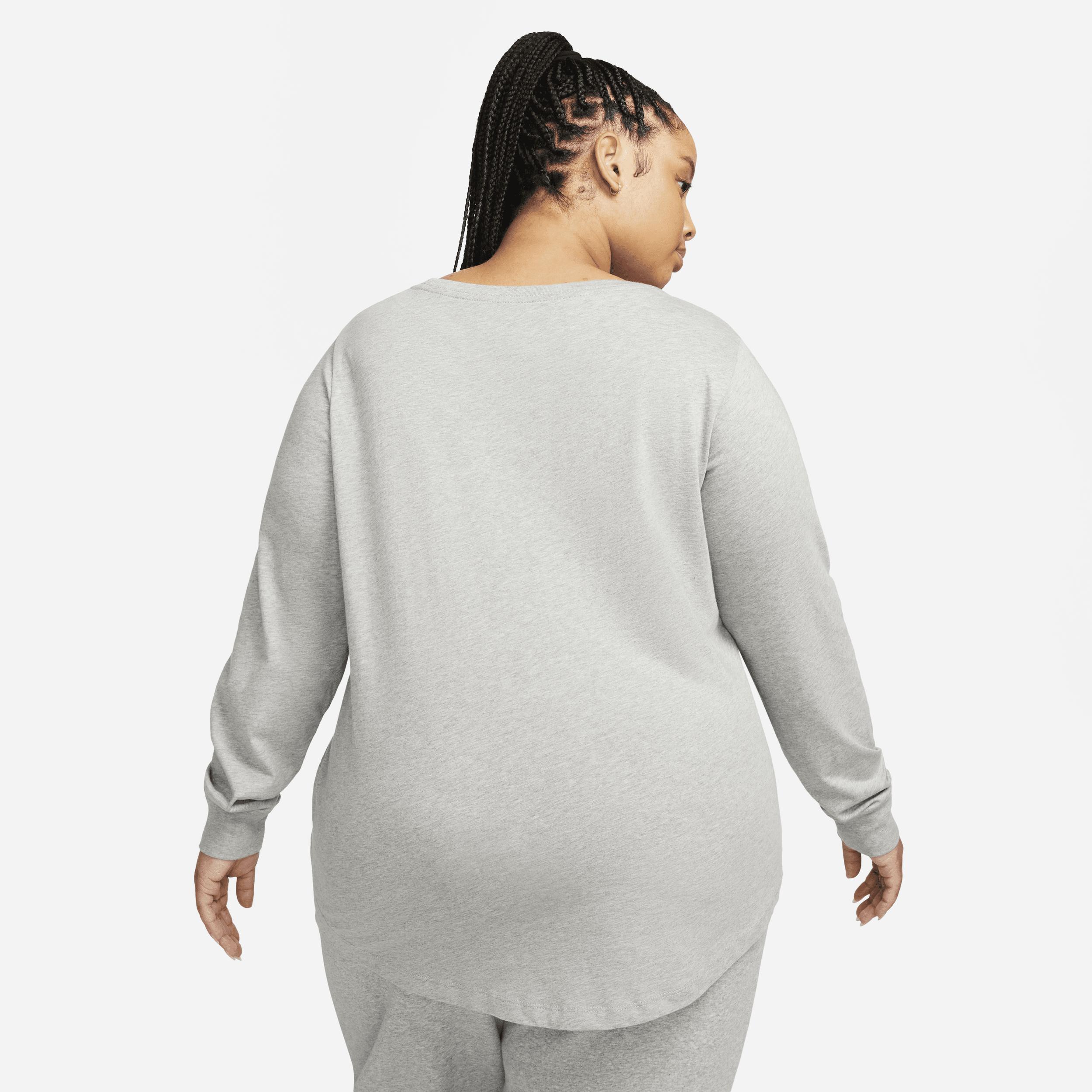 Women's Nike Sportswear Club Long-Sleeve T-Shirt (Plus Size) Product Image