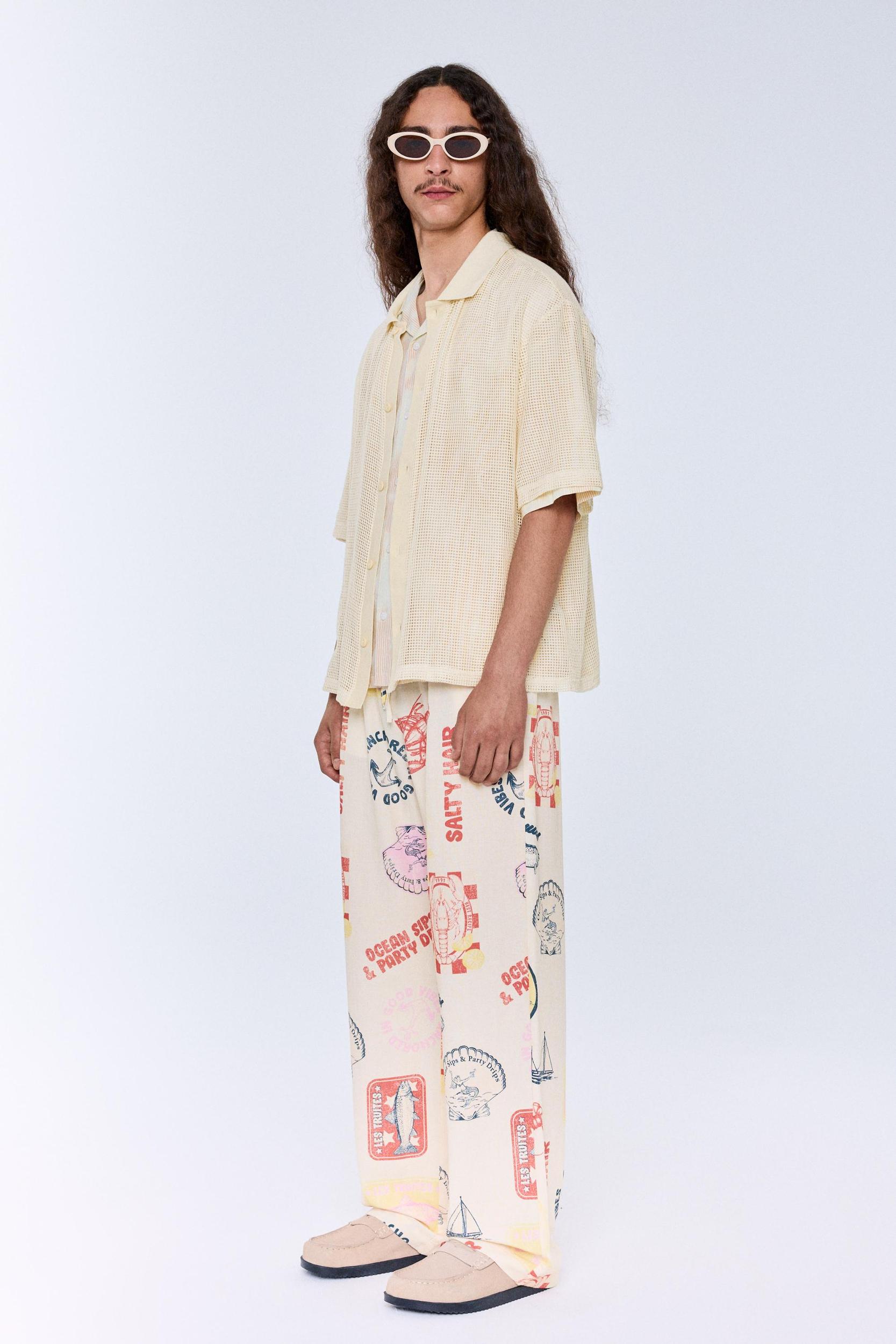 Rustic printed pants Product Image