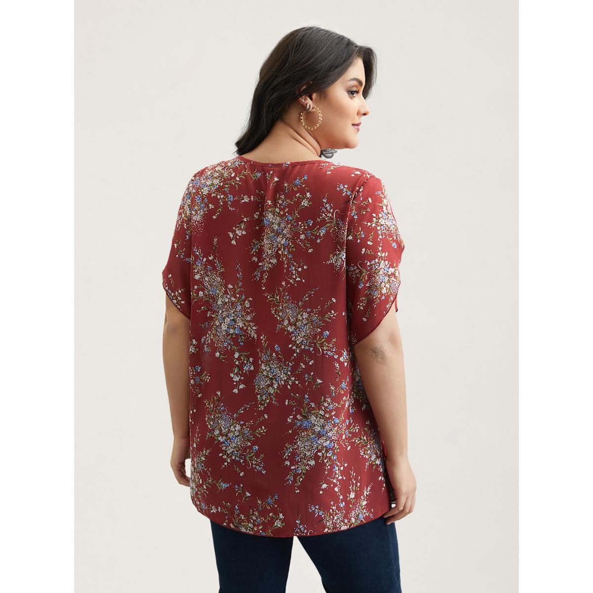 Plus Size Scarlet Floral Print Petal Sleeve Layered Blouse Women Romantic Half Sleeve V-neck Elegant Blouses BloomChic 28/5X Product Image