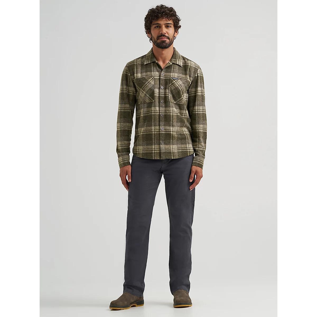 Men's Wrangler® Outdoor Rugged Utility Pant in Anthracite Product Image