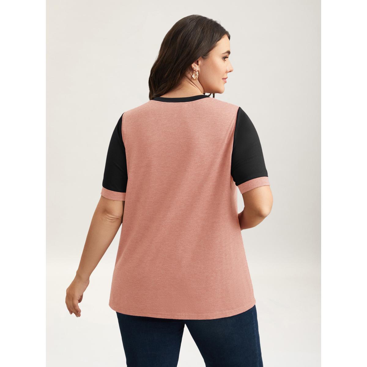 Plus Size Stretchy Scalloped Lace Color Contrast T-Shirt Crepe Women Timeless Contrast Round Neck Elegant T-shirts BloomChic 12/L Product Image