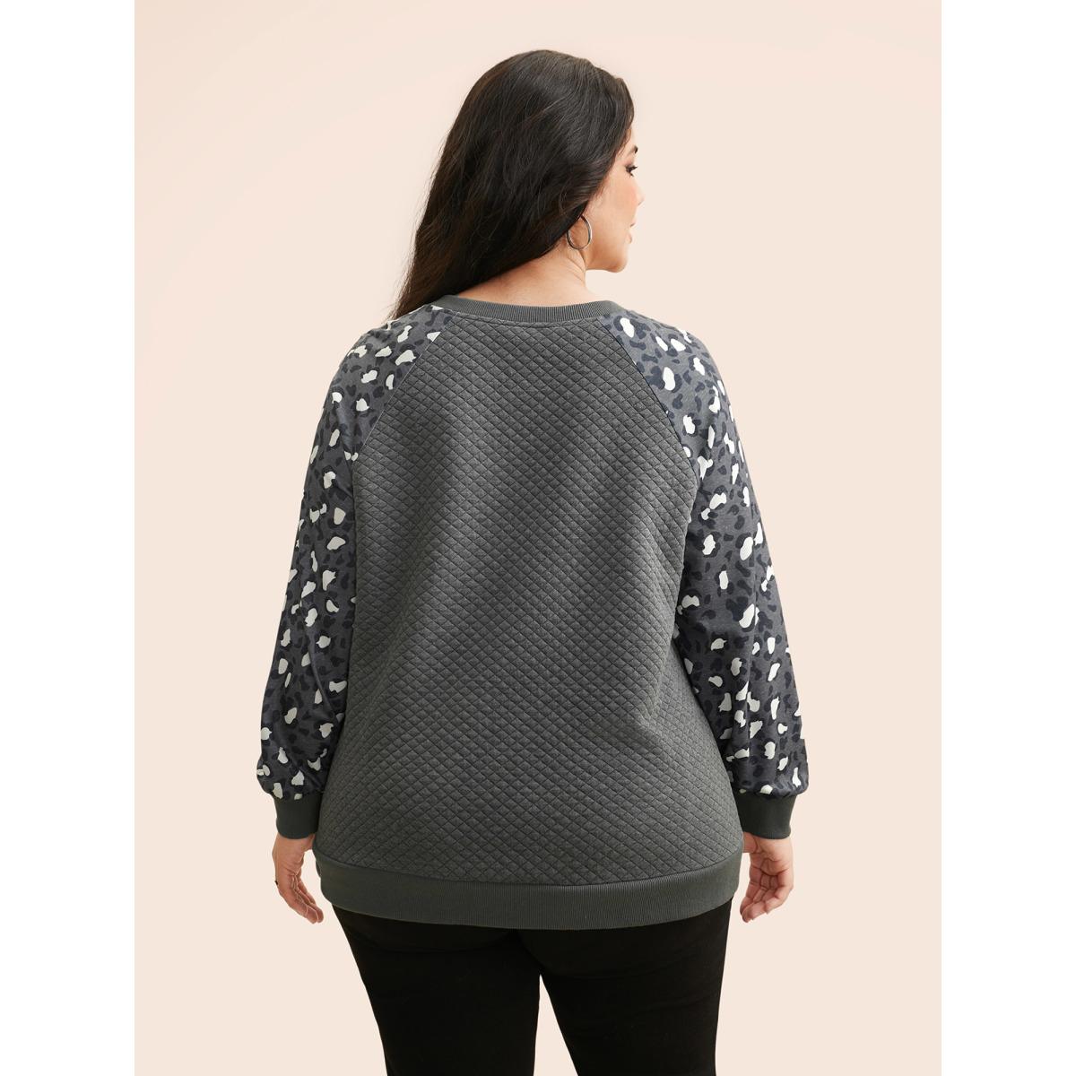 Plus Size Leopard Print Patchwork Raglan Sleeve Sweatshirt Women DimGray Casual Texture V-neck Everyday Sweatshirts BloomChic 14-16/1X Product Image