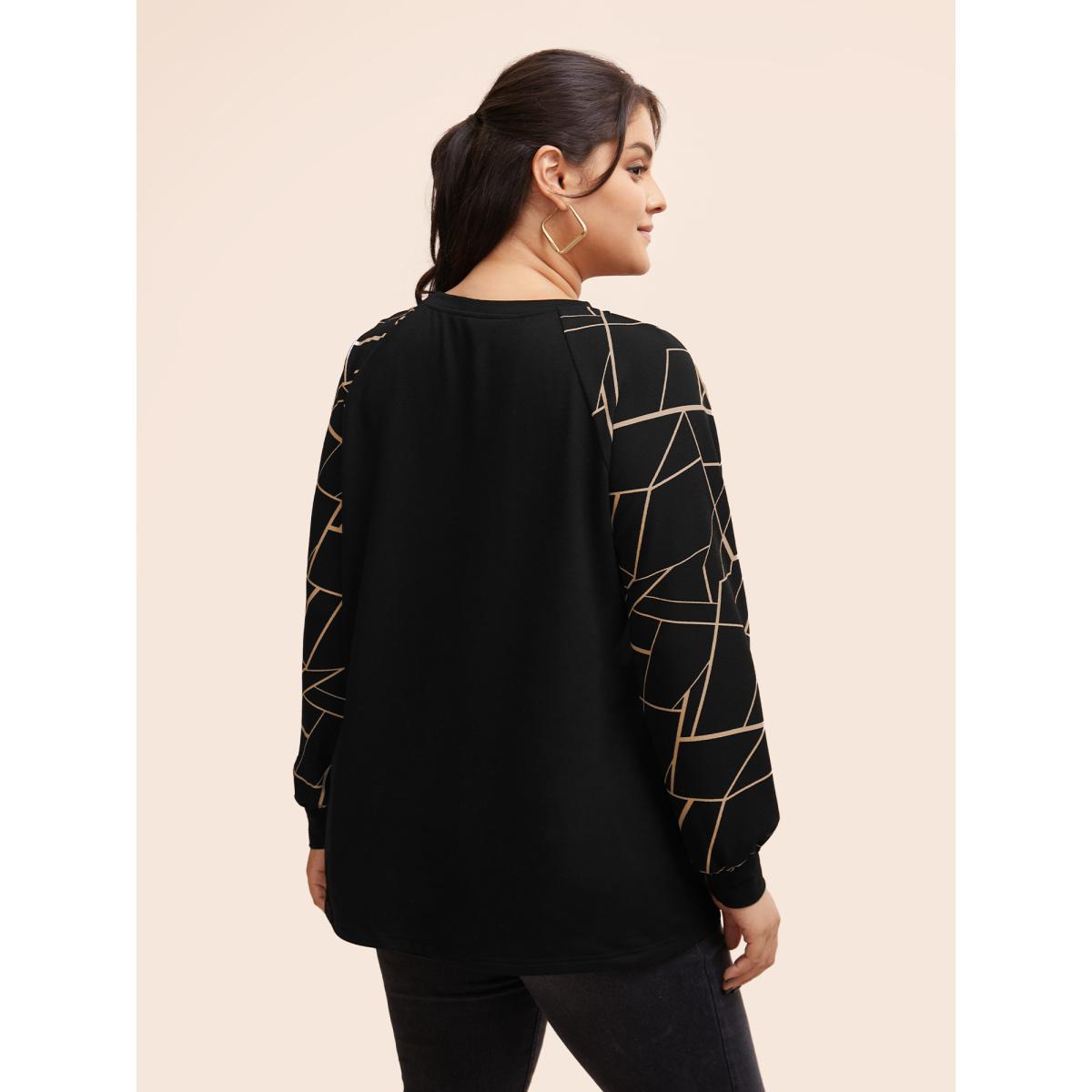 Plus Size Geometric Round Neck Raglan Sleeve Sweatshirt Women Multicolor Casual Elastic cuffs Round Neck Dailywear Sweatshirts BloomChic 22-24/3X Product Image