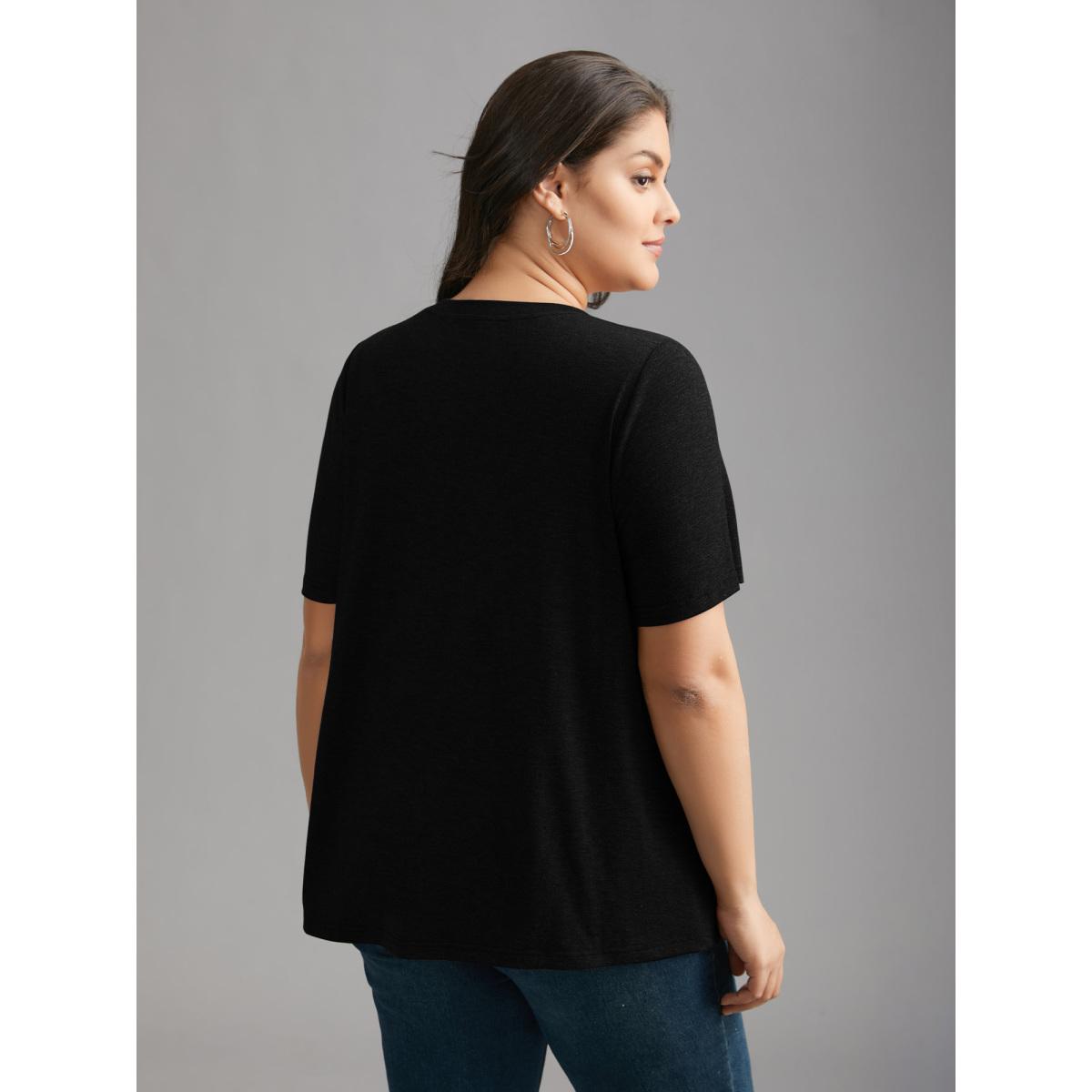Plus Size Floral Crew Neck Stretchy T-Shirt Black Women Casual Non Natural Flowers Round Neck Everyday T-shirts BloomChic 10/M Product Image