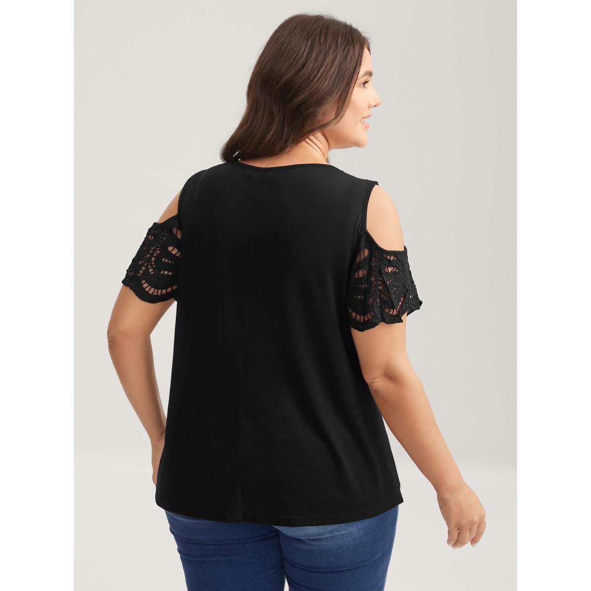 Plus Size Sleeve Cut-Out Cold-Shoulder T-Shirt Black Women Leisure Cut-Out Round Neck Casual T-shirts BloomChic 30/6X Product Image