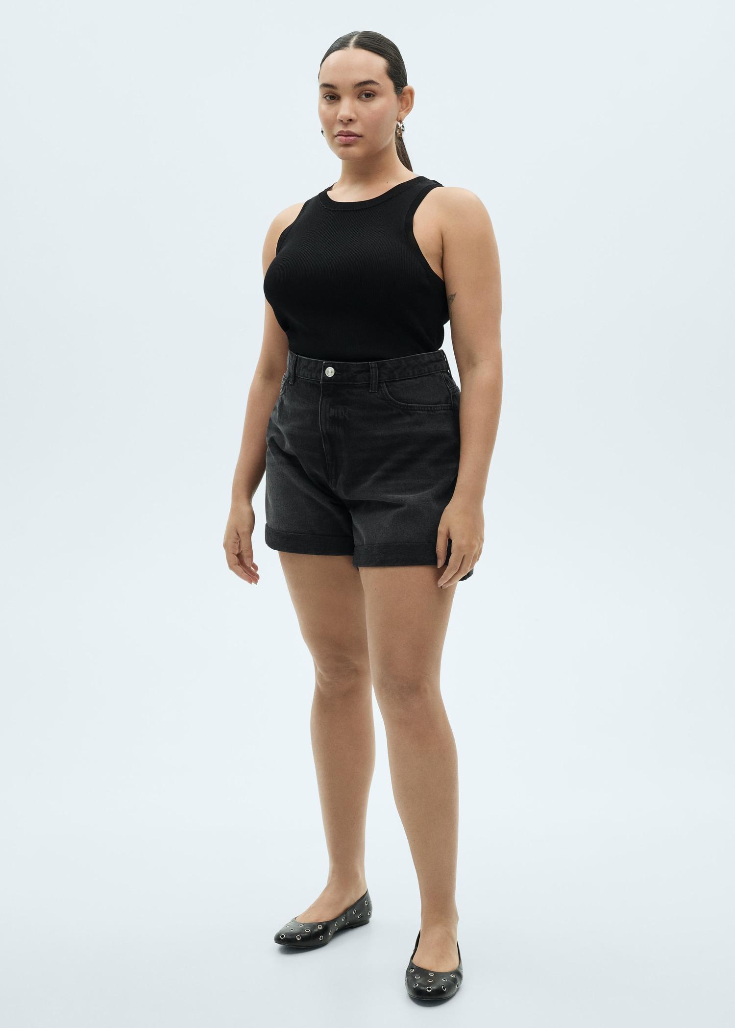 High-waisted mom-fit denim shorts - Women | MANGO USA Product Image