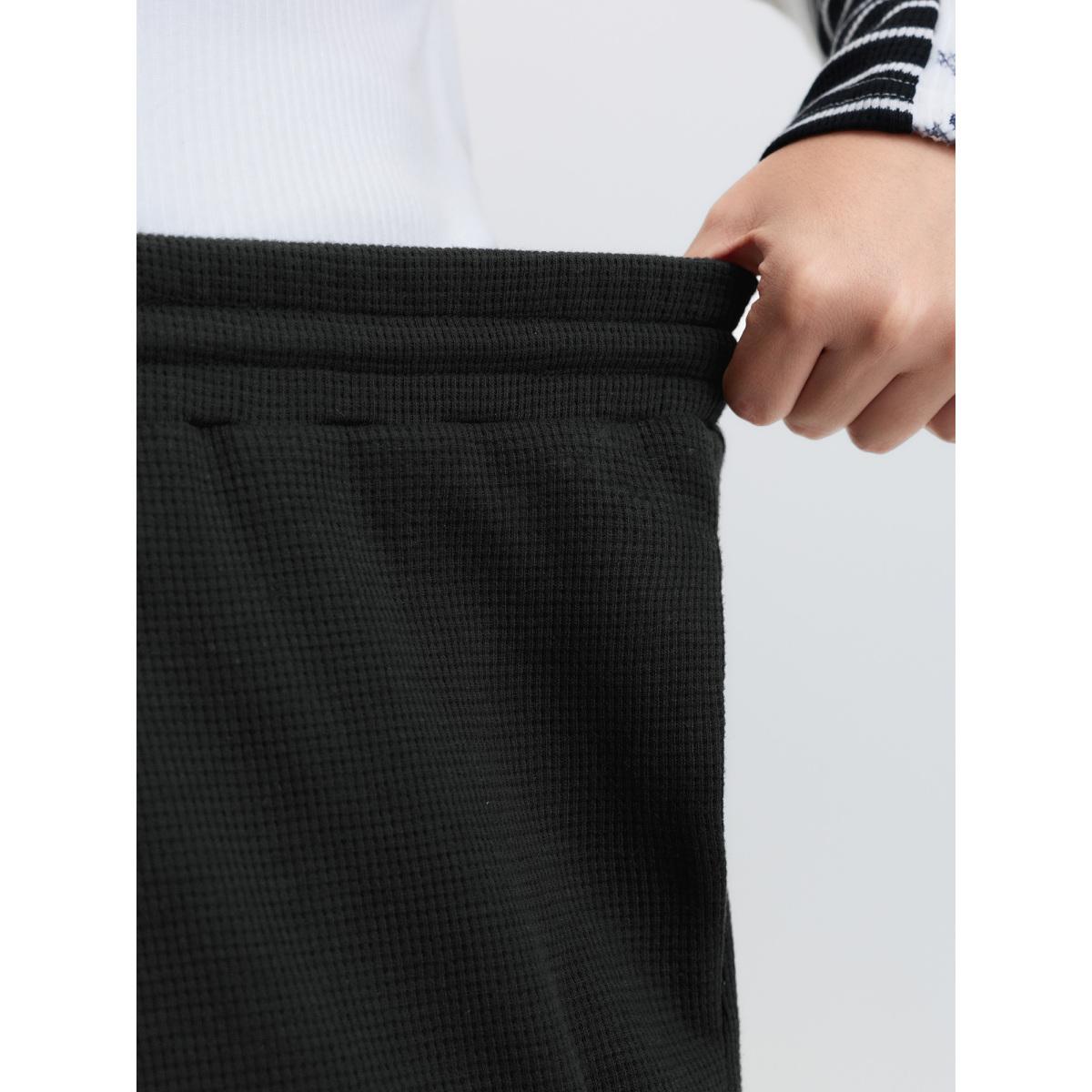 Plus Size Adjustable Drawstring Wide-Leg Pants Women Black Leisure Wide Leg Adaptive-Waist Casual Pants BloomChic 26/4X Product Image