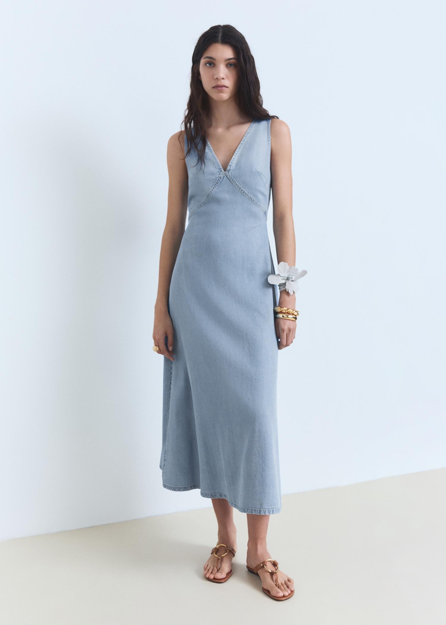Lyocell V-neck midi-dress - Women | MANGO USA Product Image