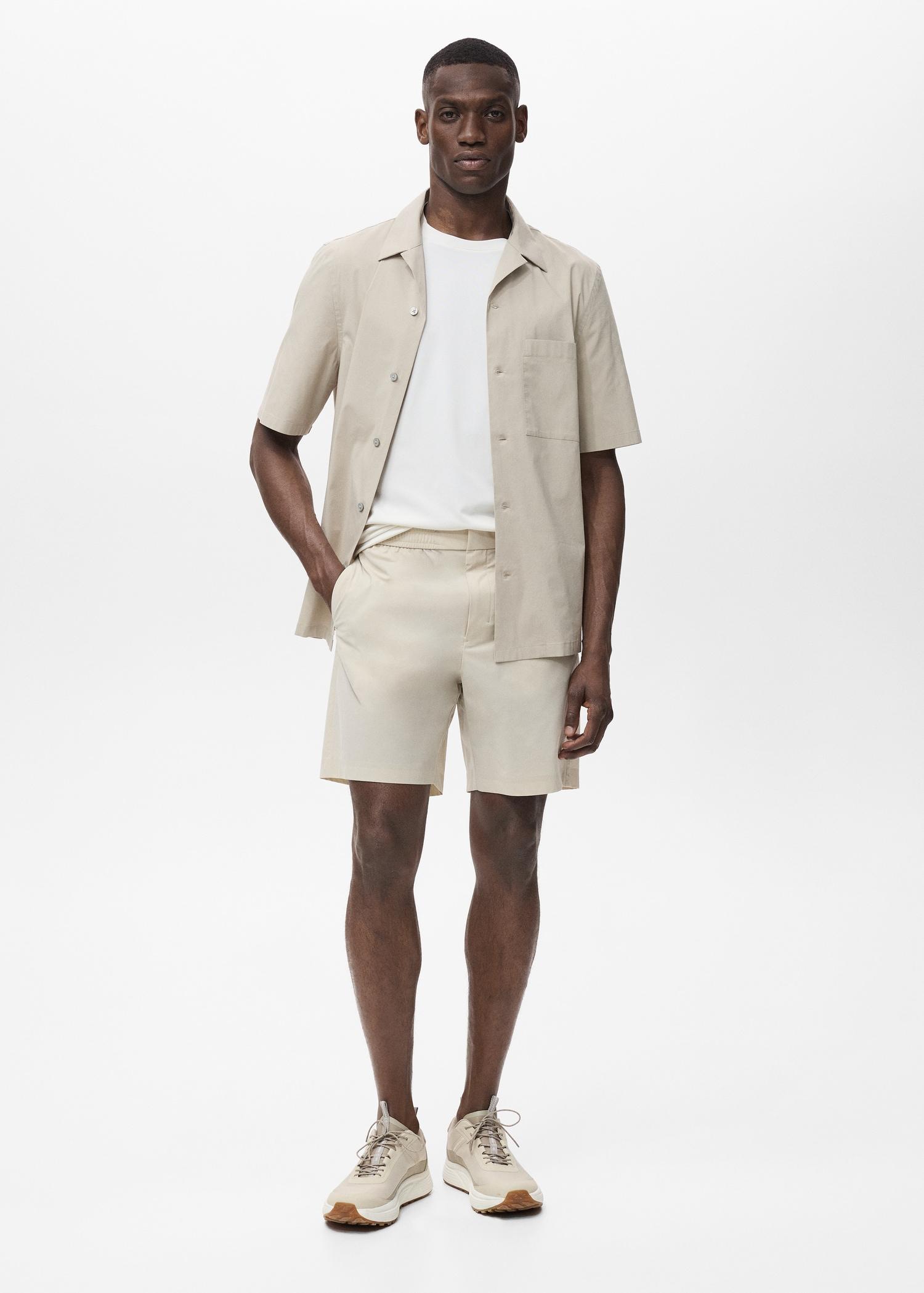 Regular-fit shirt with chest pocket - Men | MANGO USA Product Image