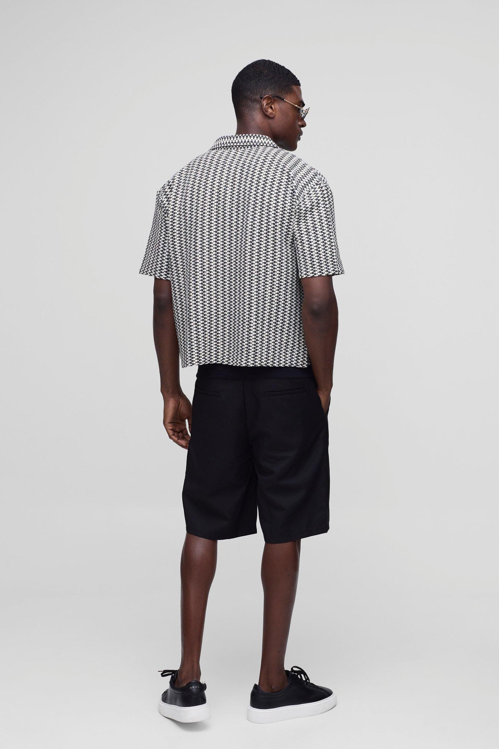Oversized Boxy Zig Zag Stripe Open Weave Revere Shirt | boohooMAN USA Product Image