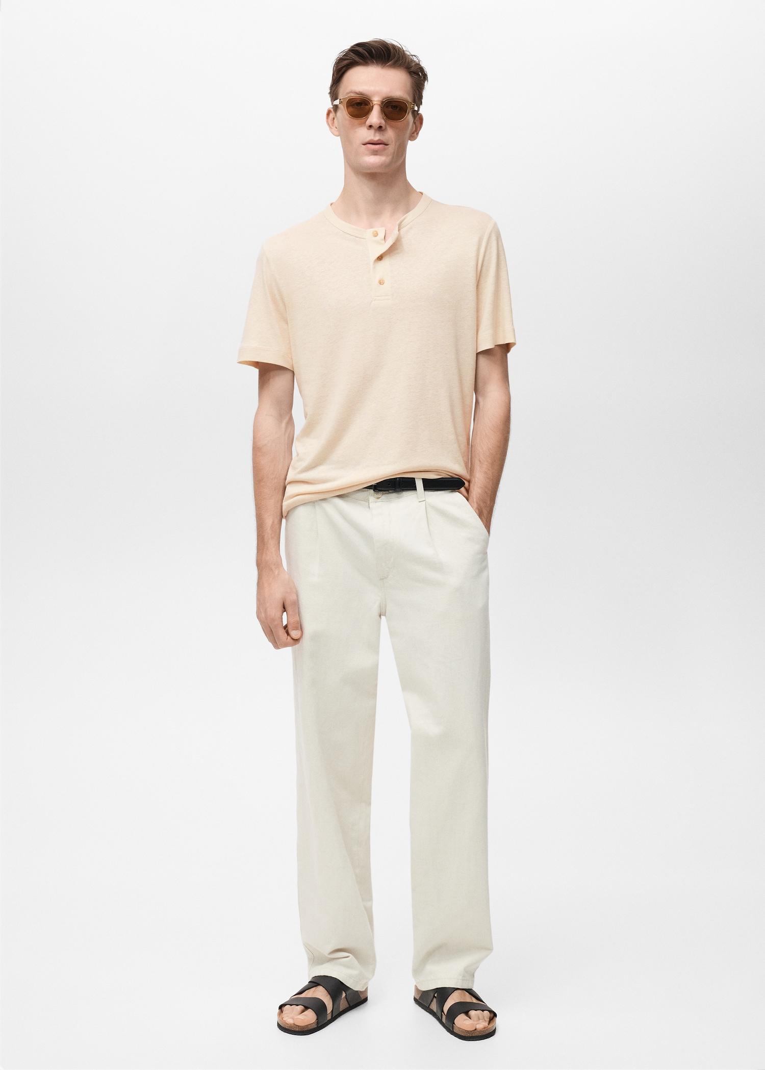 Button linen blend T-shirt - Men | MANGO USA Product Image