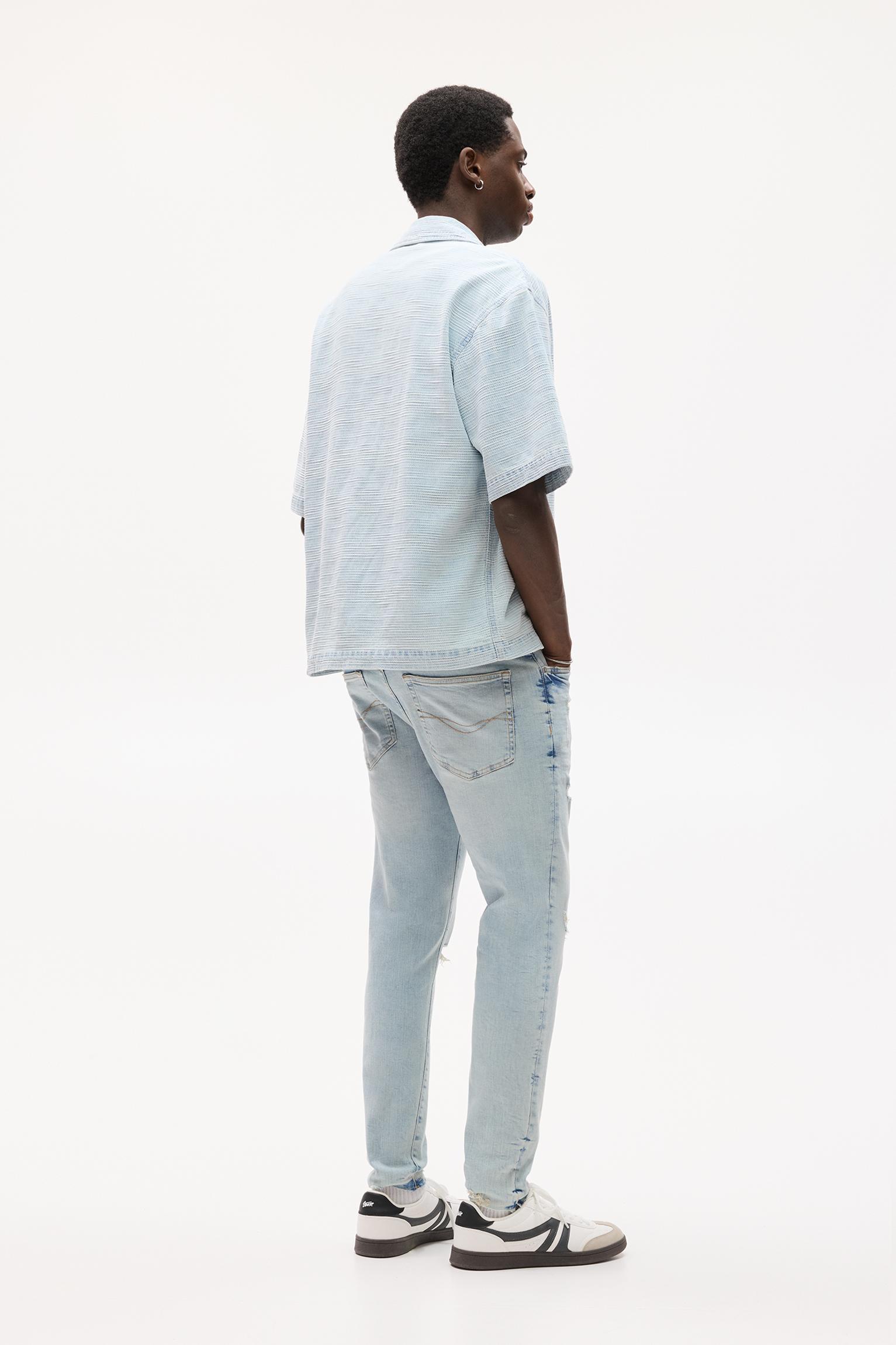 Ripped carrot fit jeans Product Image